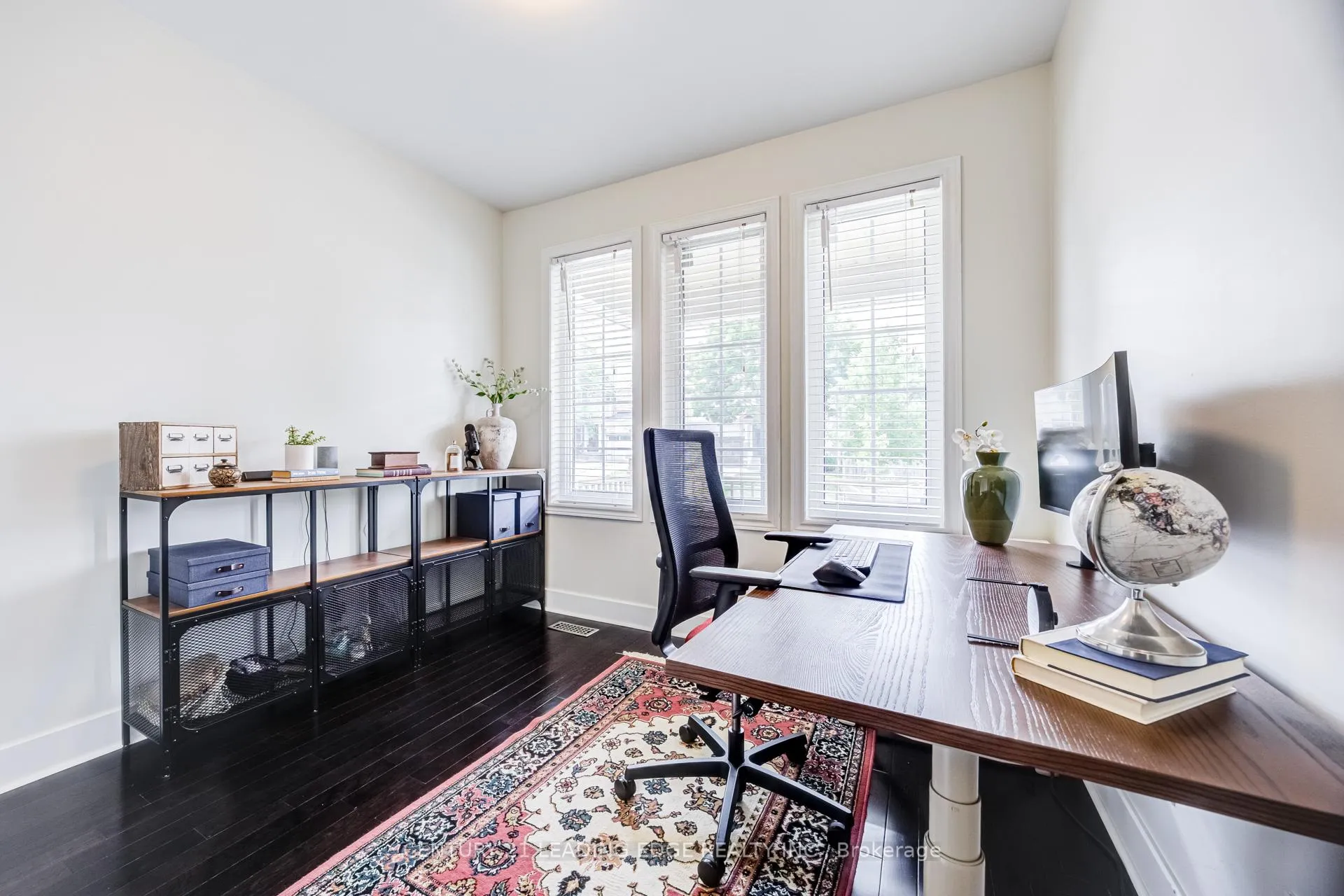Photo 9 of 85 Darius Harns Drive, Whitby, Brooklin — HOMEH