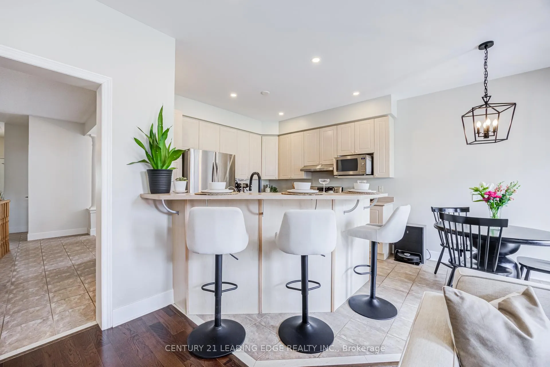 Photo 22 of 85 Darius Harns Drive, Whitby, Brooklin — HOMEH