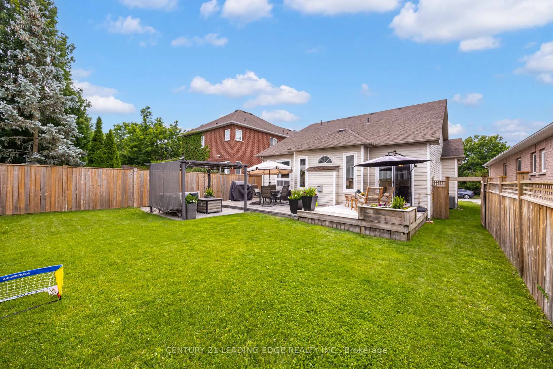 Photo 45 of 85 Darius Harns Drive, Whitby, Brooklin — HOMEH