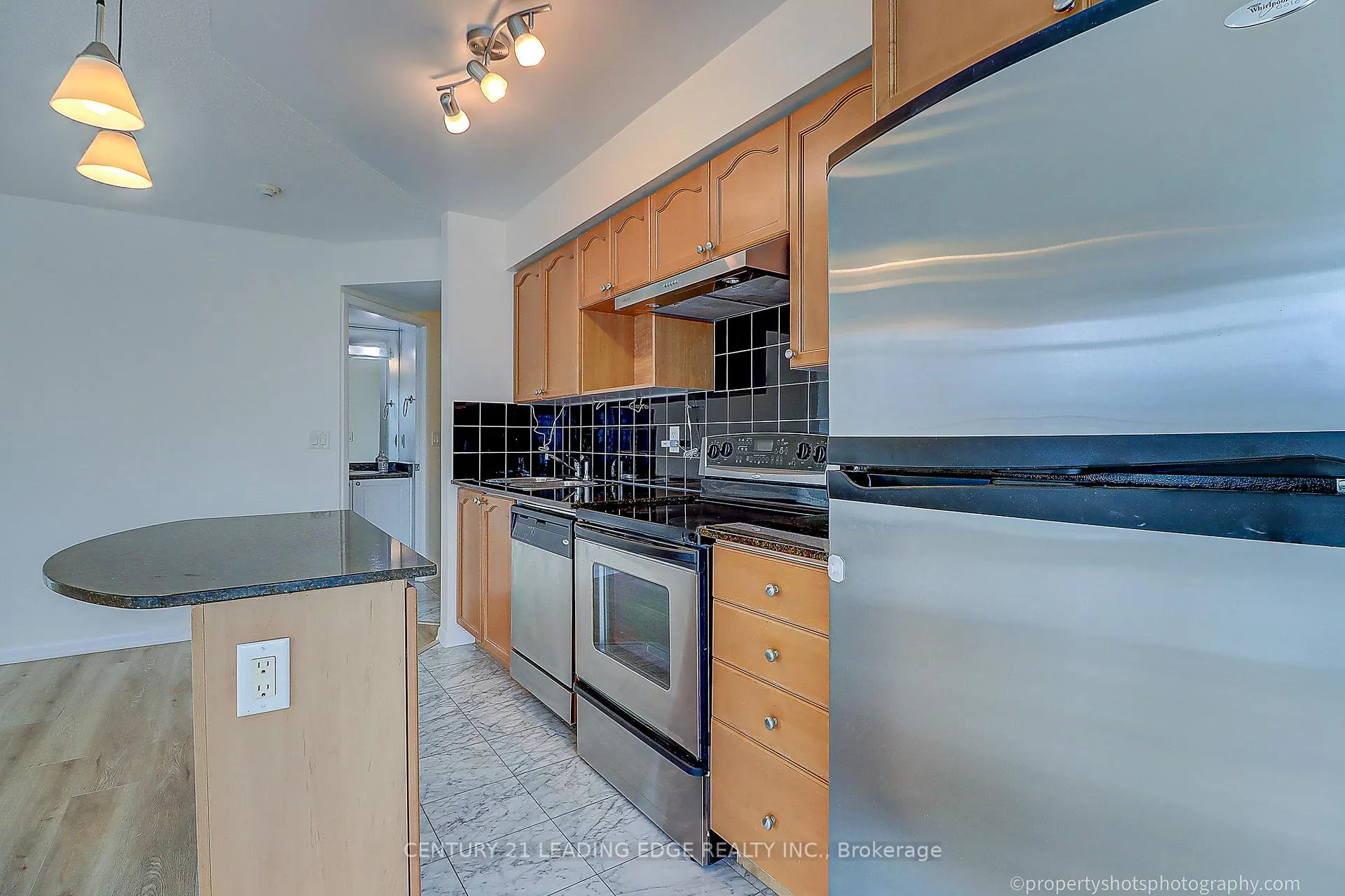 Photo 5 of Unit 1305, 18 Yonge Street, Toronto, Waterfront Communities — HOMEH