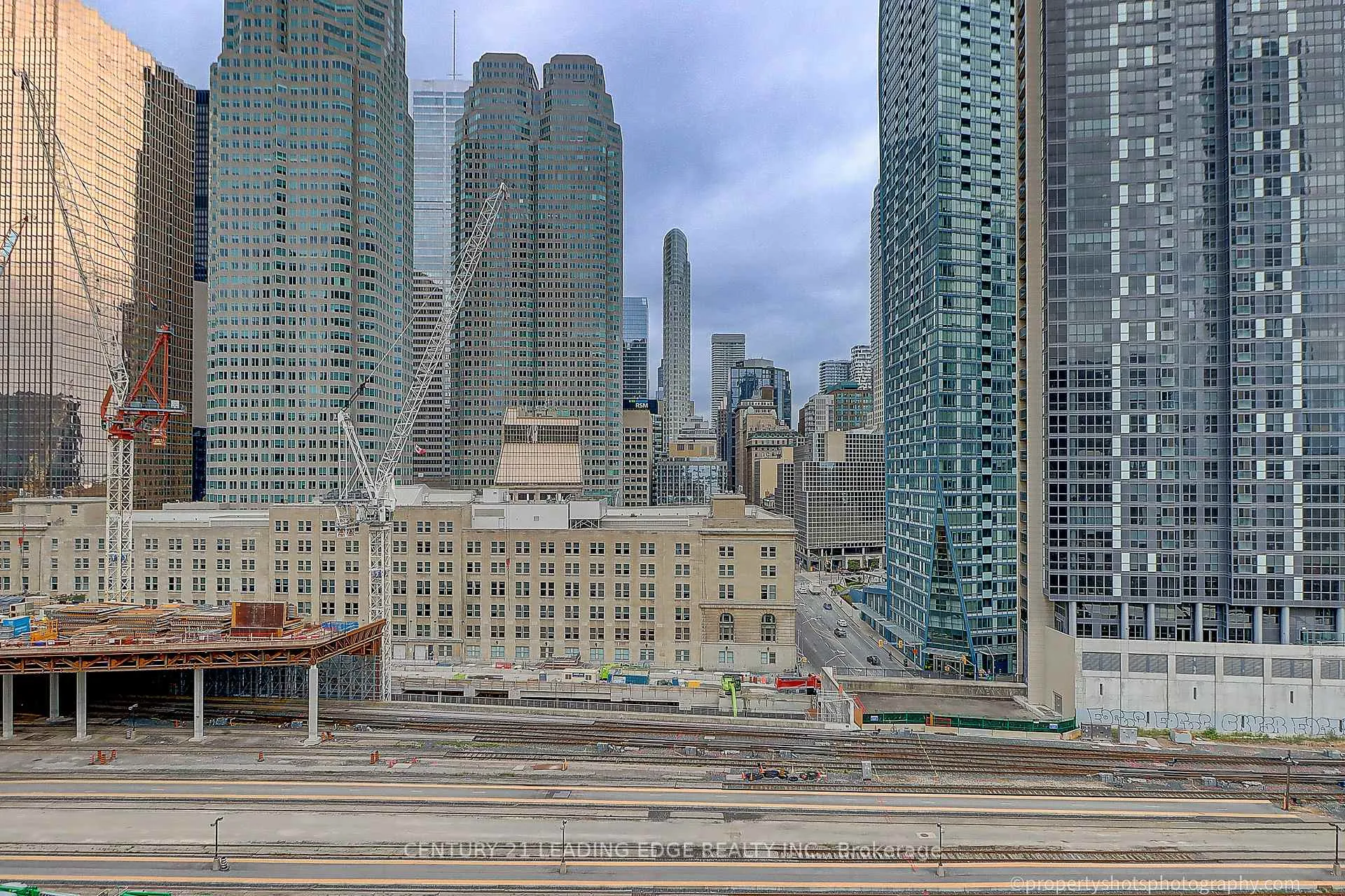 Photo 23 of Unit 1305, 18 Yonge Street, Toronto, Waterfront Communities — HOMEH