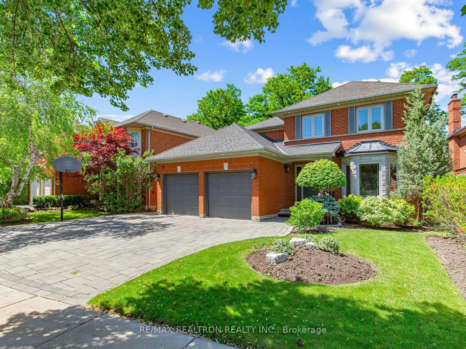 Photo 1 of 210 Westmount Boulevard, Vaughan, Beverley Glen — HOMEH