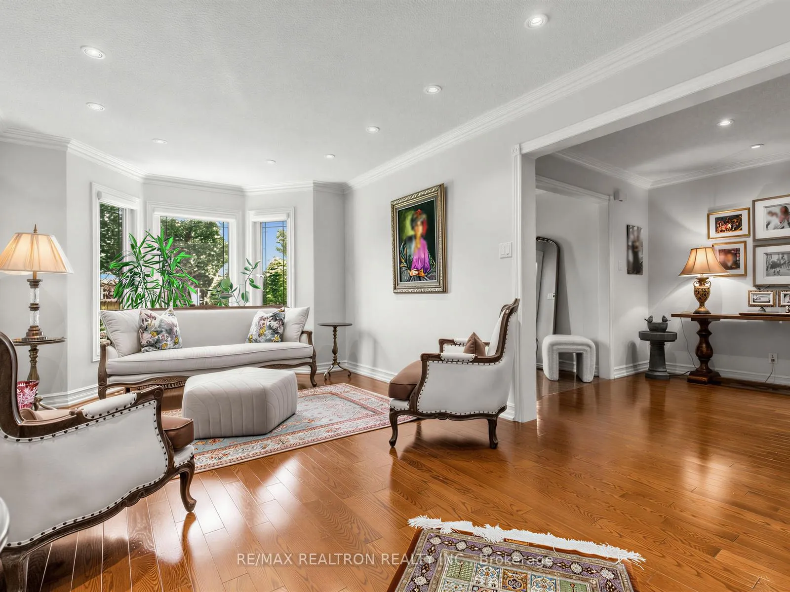 Photo 6 of 210 Westmount Boulevard, Vaughan, Beverley Glen — HOMEH