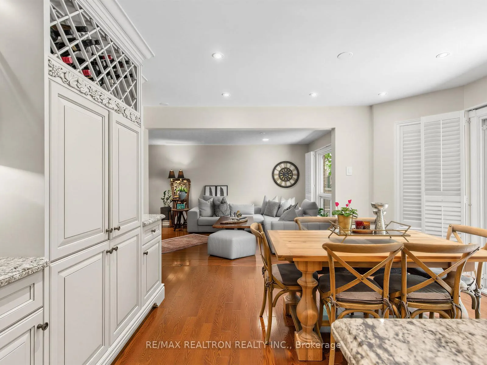 Photo 18 of 210 Westmount Boulevard, Vaughan, Beverley Glen — HOMEH