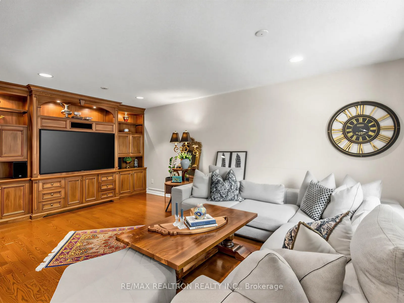 Photo 19 of 210 Westmount Boulevard, Vaughan, Beverley Glen — HOMEH