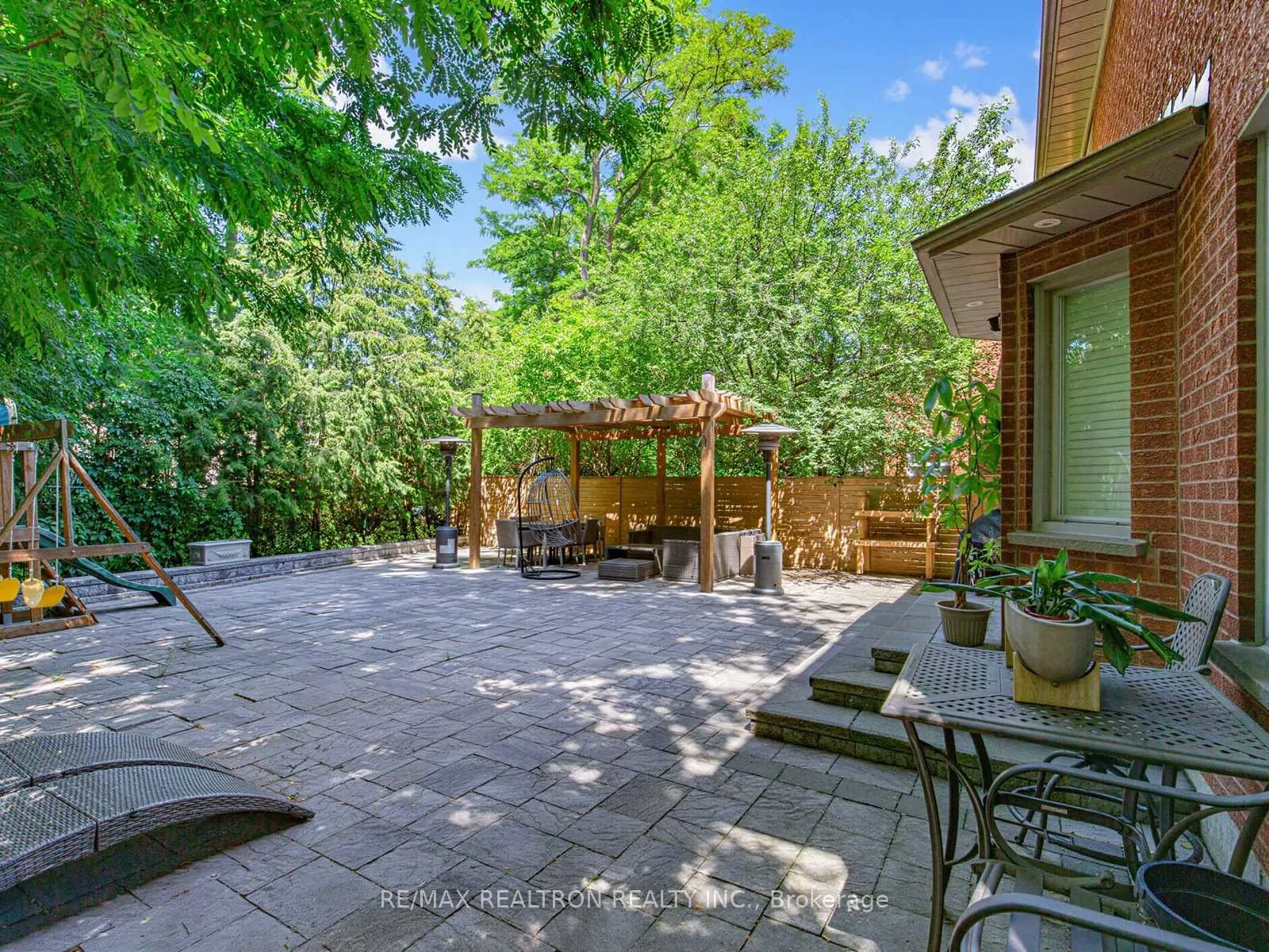 Photo 34 of 210 Westmount Boulevard, Vaughan, Beverley Glen — HOMEH
