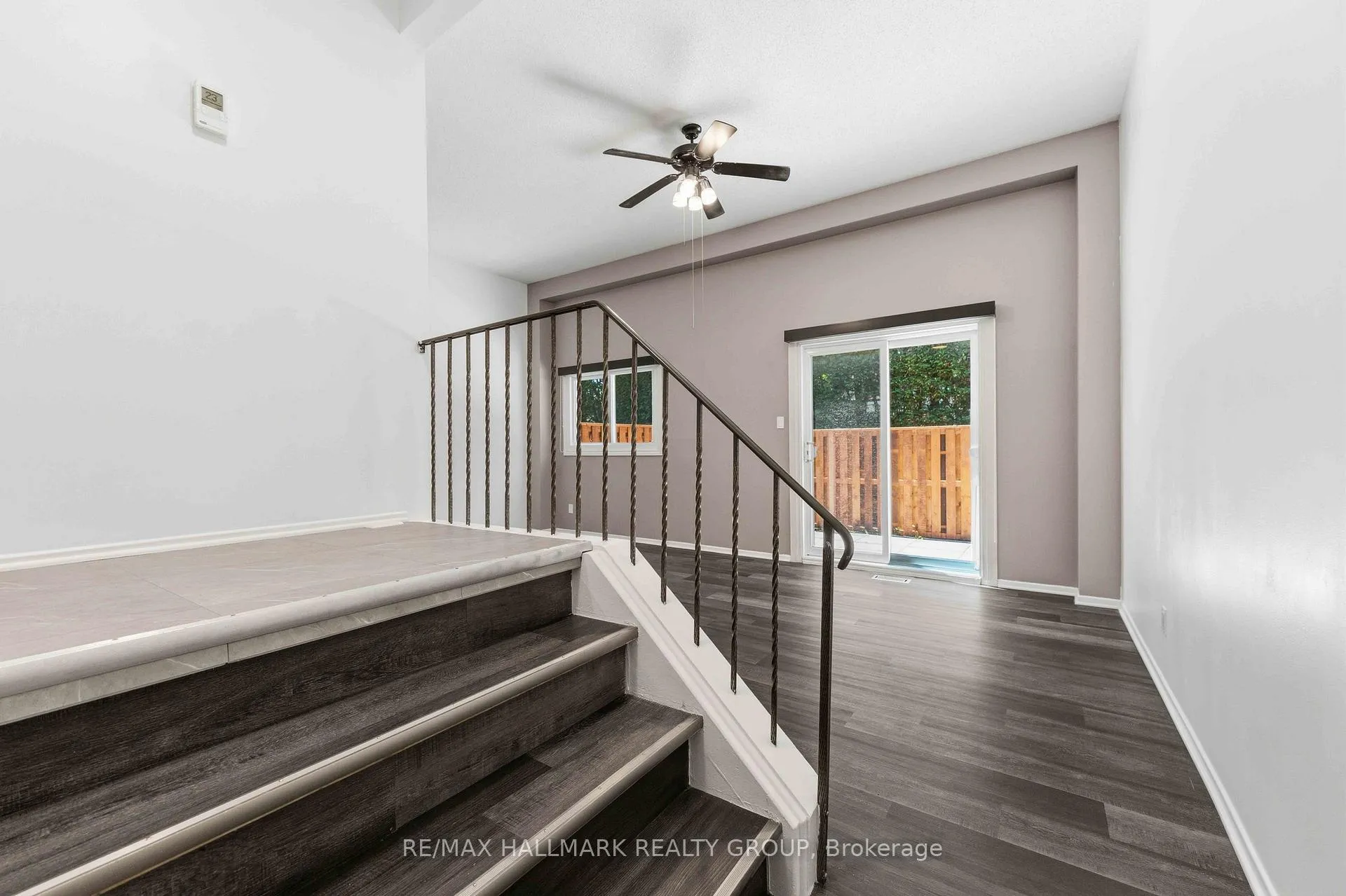Photo 10 of Unit 48, 2202 Orient Park Drive, Ottawa, Blackburn Hamlet (South) — HOMEH