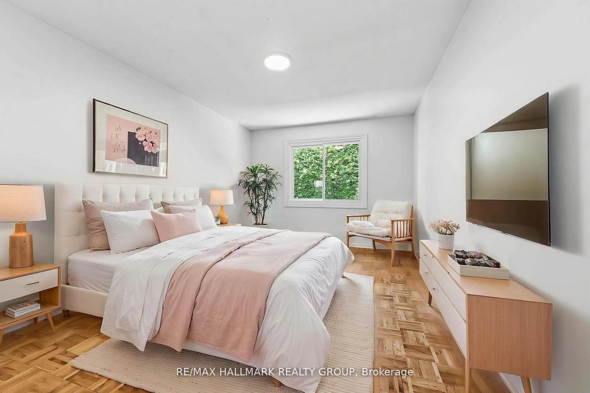 Photo 21 of Unit 48, 2202 Orient Park Drive, Ottawa, Blackburn Hamlet (South) — HOMEH