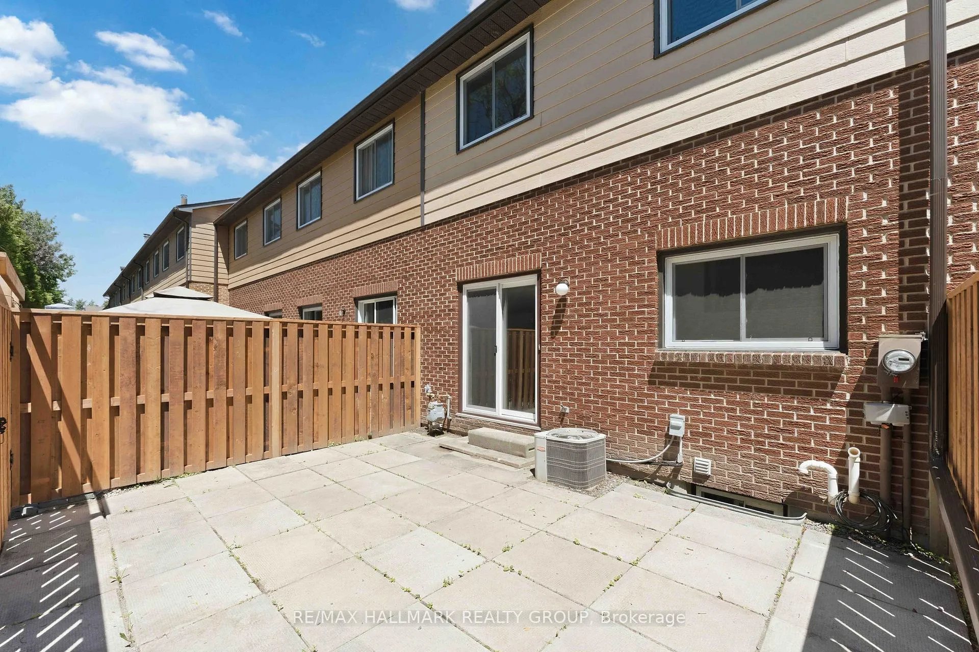 Photo 37 of Unit 48, 2202 Orient Park Drive, Ottawa, Blackburn Hamlet (South) — HOMEH