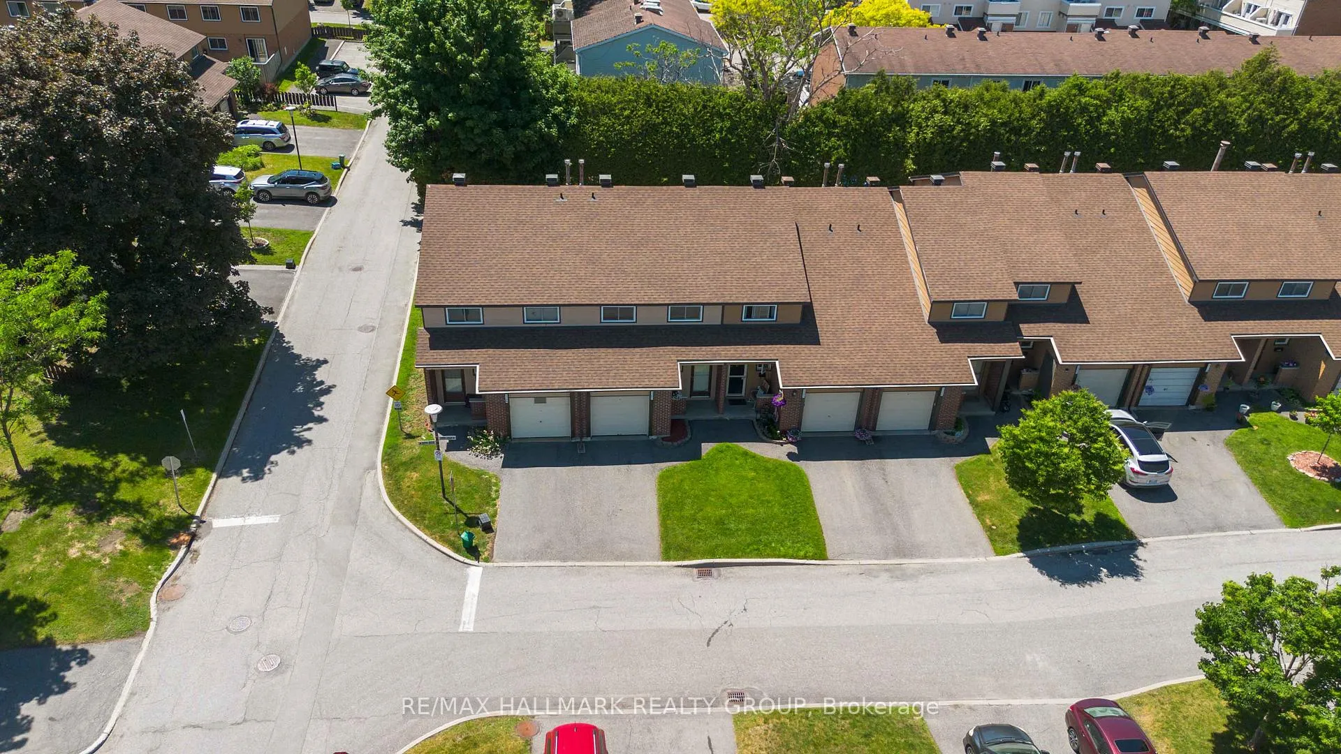 Photo 39 of Unit 48, 2202 Orient Park Drive, Ottawa, Blackburn Hamlet (South) — HOMEH