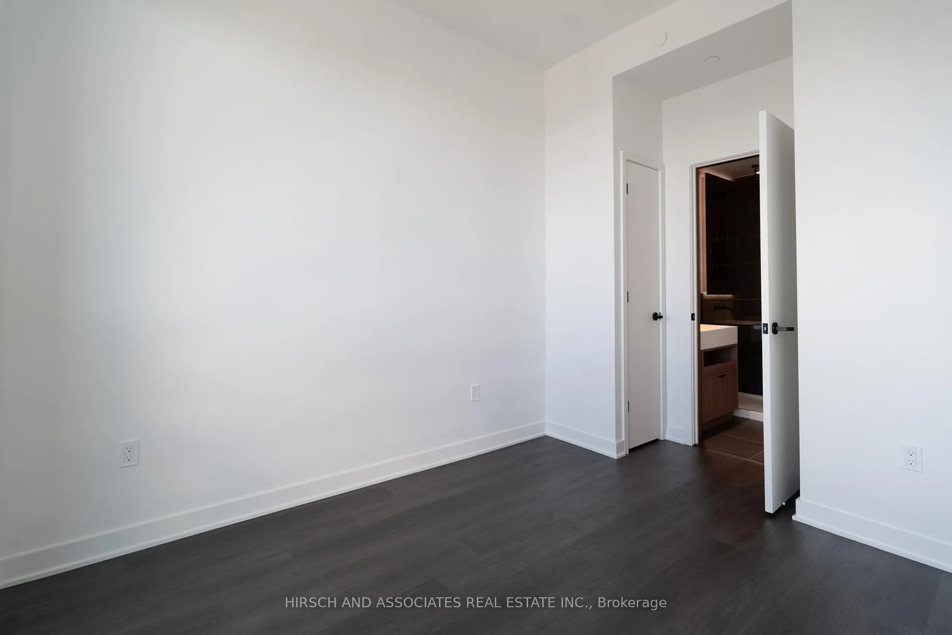 Photo 16 of Unit 5003, 55 Charles Street E, Toronto, Church-Yonge Corridor — HOMEH