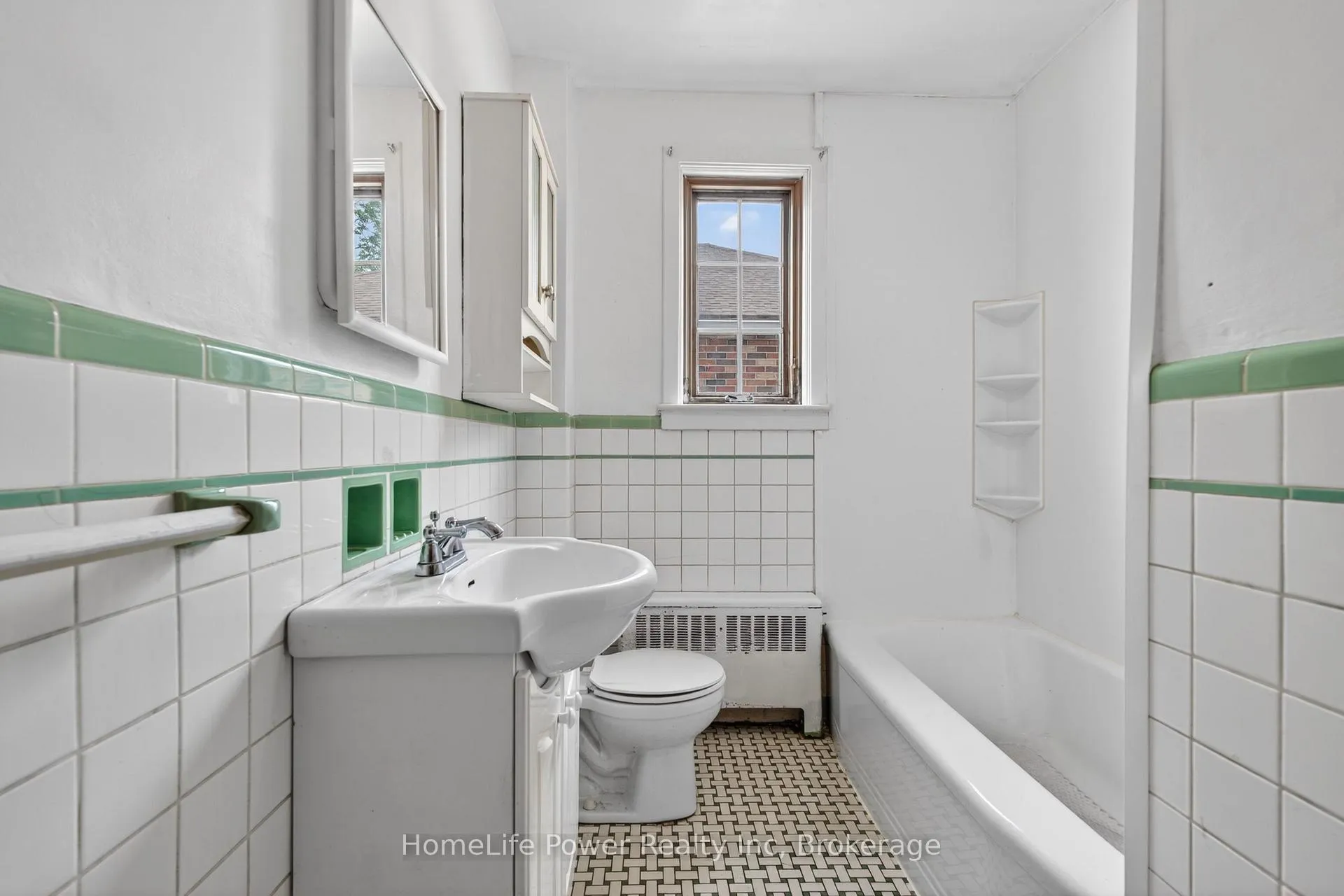 Photo 30 of 32 Dunlop Street, Kingston, Central City East — HOMEH