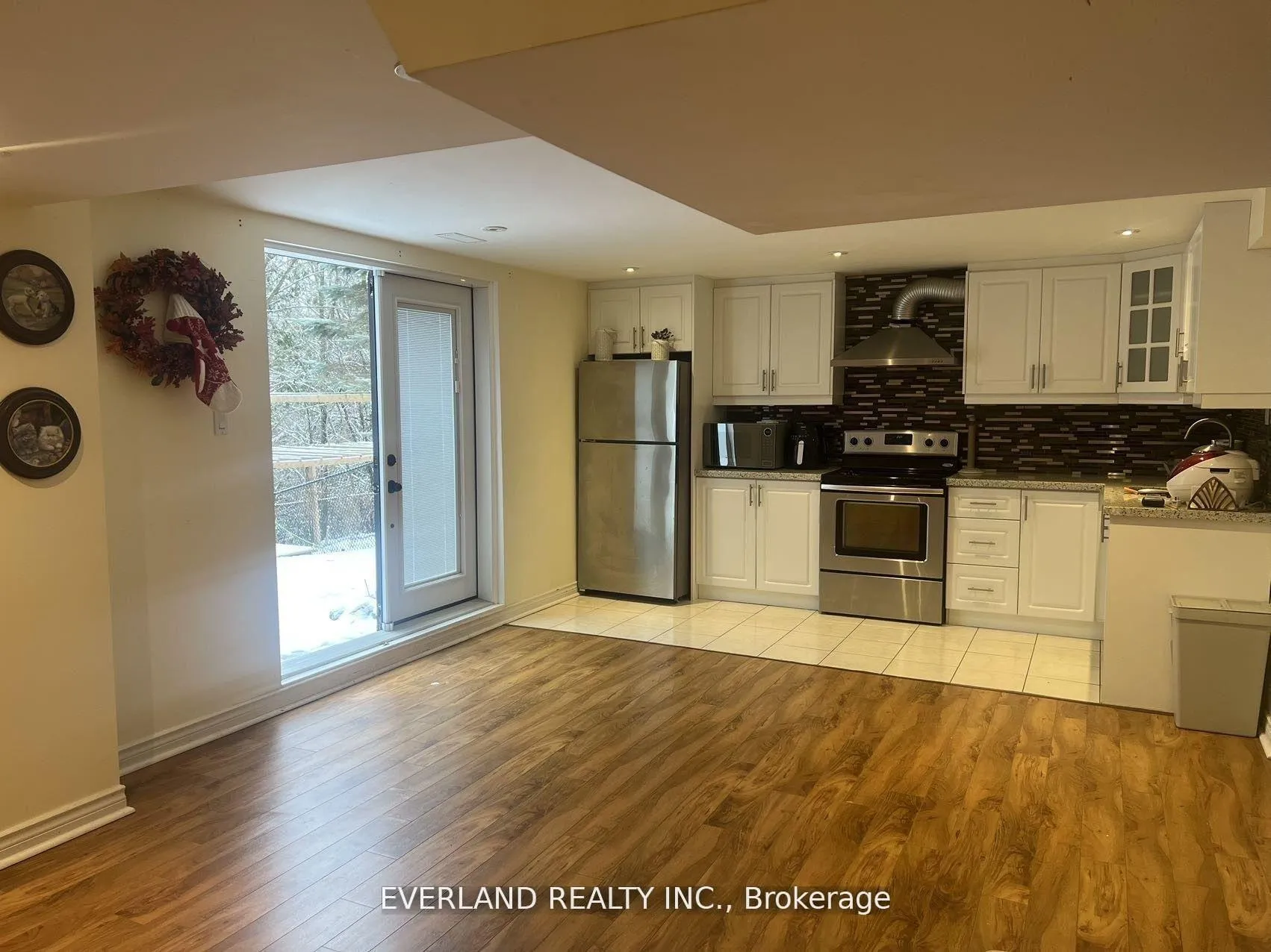 Photo 2 of Unit Bsmt, 41 Heatherwood Crescent, Markham, Unionville — HOMEH