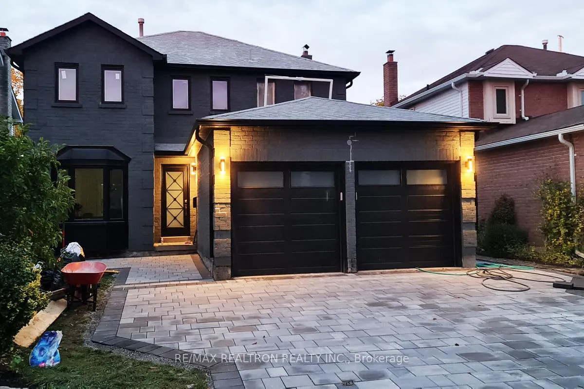 Photo 1 of Unit # Upper, 657 Cognac Crescent, Pickering, Amberlea — HOMEH
