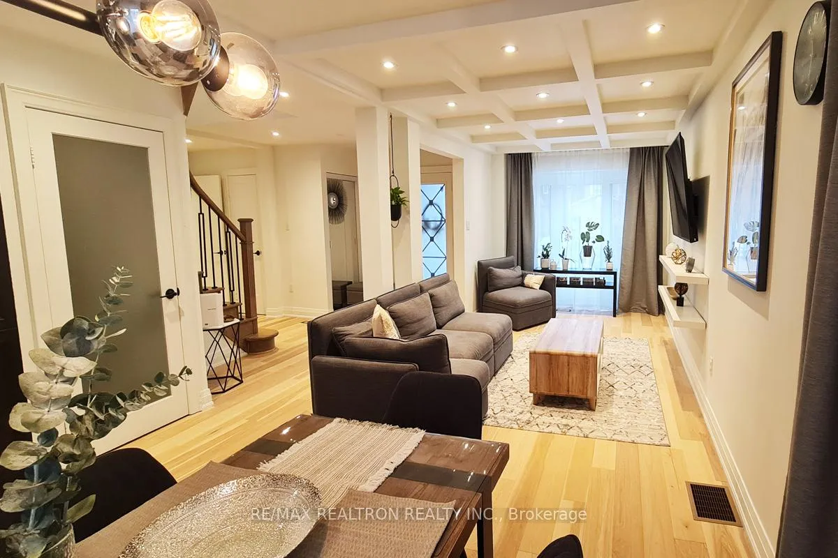 Photo 4 of Unit # Upper, 657 Cognac Crescent, Pickering, Amberlea — HOMEH