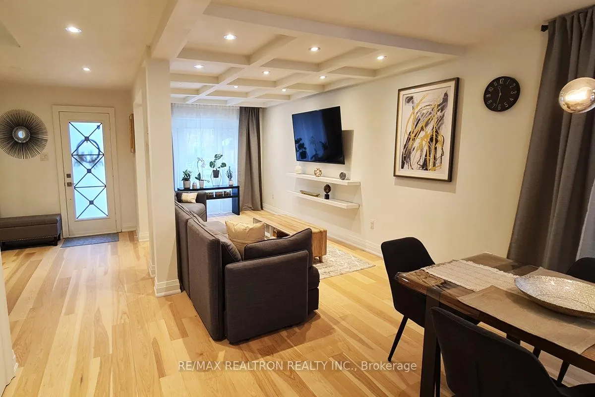 Photo 5 of Unit # Upper, 657 Cognac Crescent, Pickering, Amberlea — HOMEH
