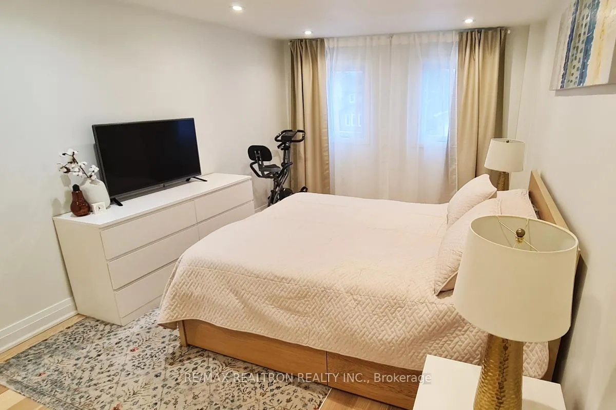 Photo 7 of Unit # Upper, 657 Cognac Crescent, Pickering, Amberlea — HOMEH