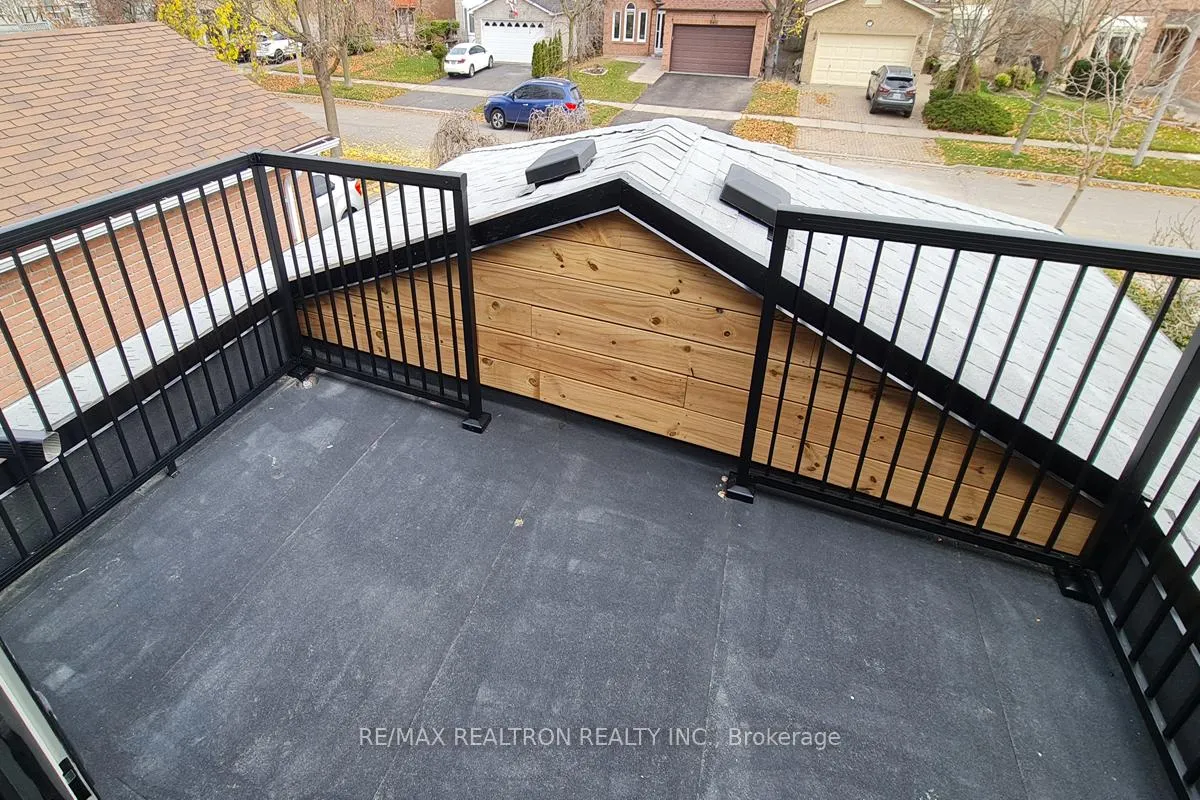 Photo 10 of Unit # Upper, 657 Cognac Crescent, Pickering, Amberlea — HOMEH