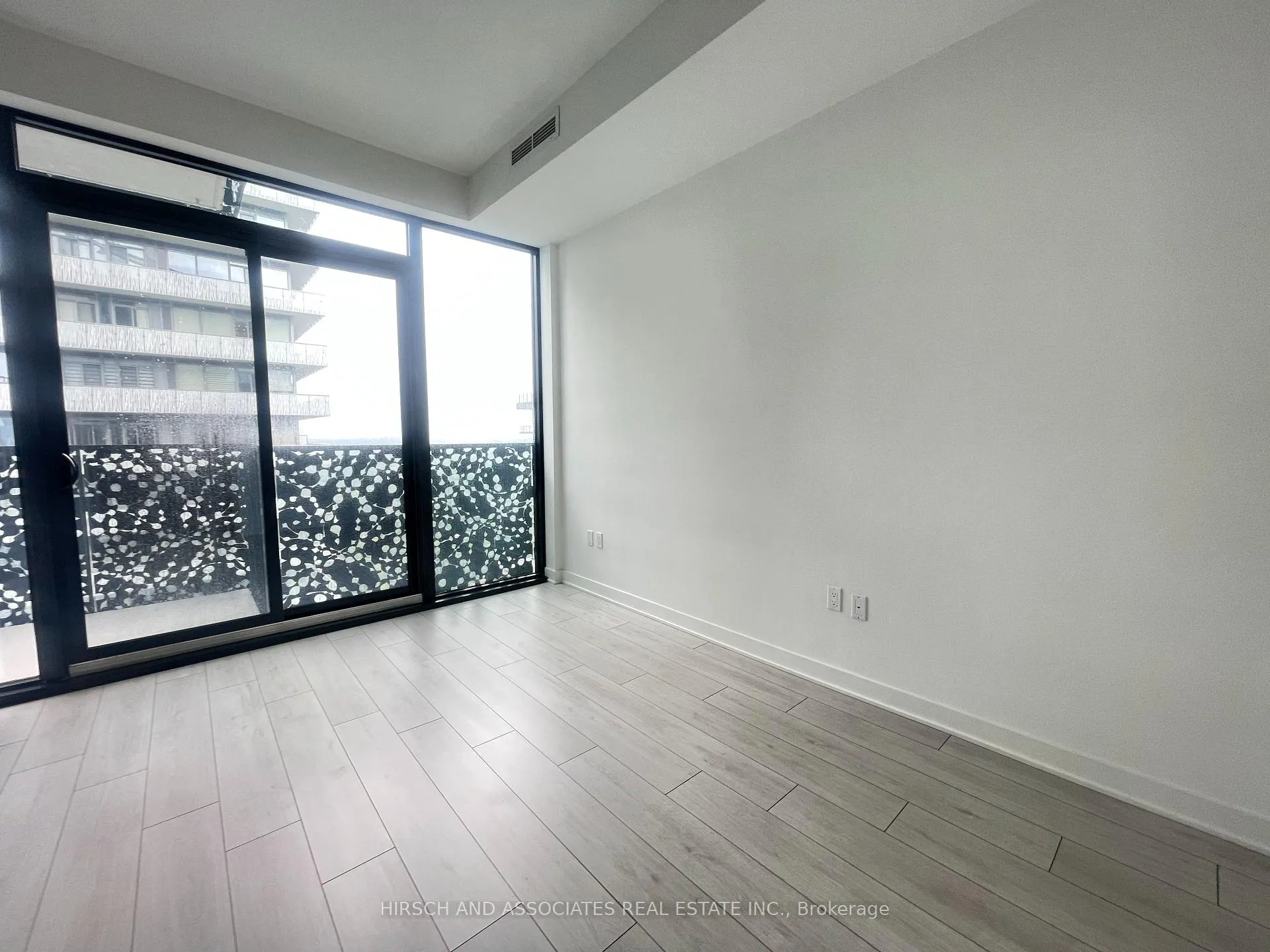 Photo 2 of Unit 5010, 55 Charles Street E, Toronto, Church-Yonge Corridor — HOMEH