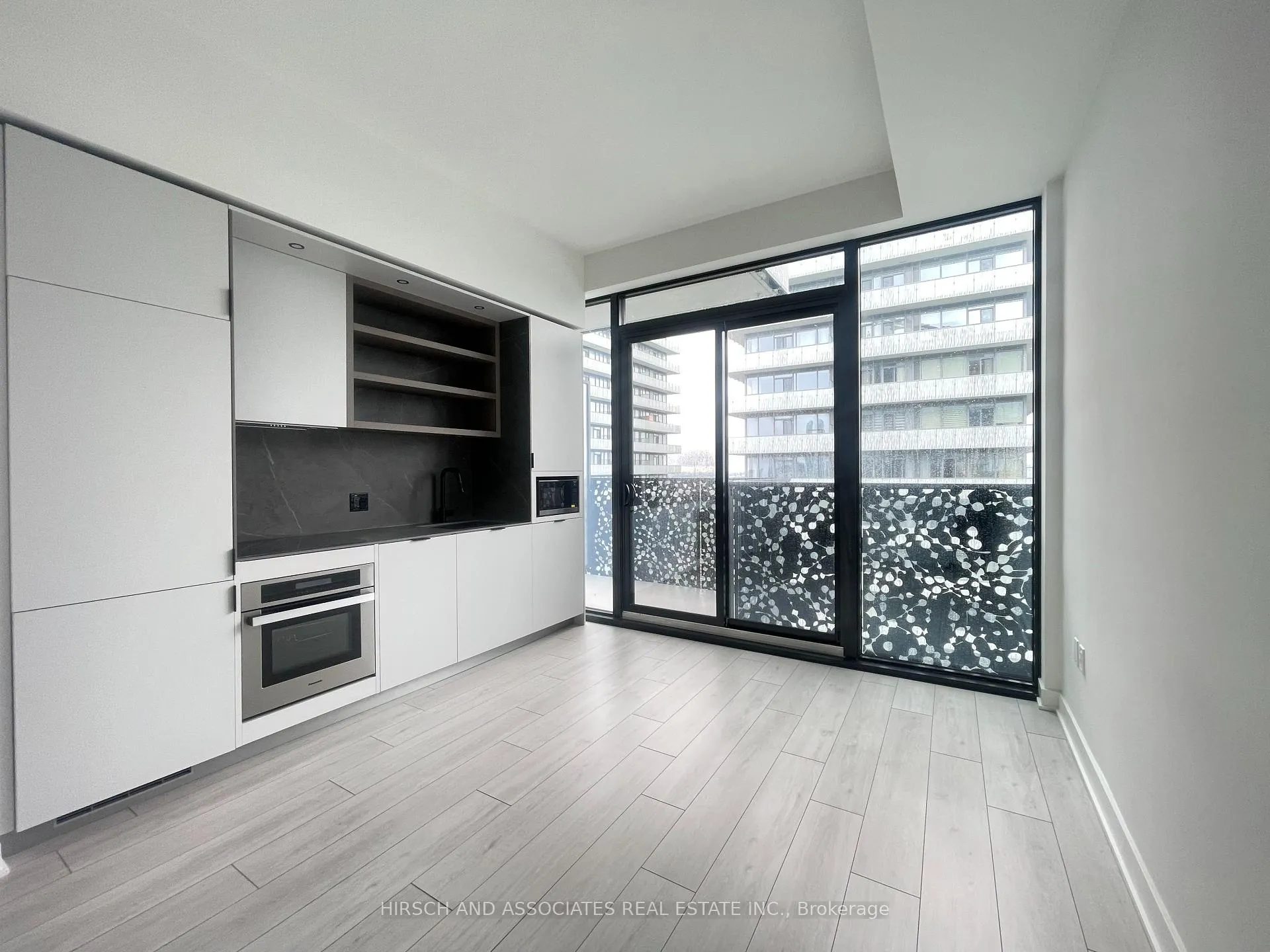 Photo 4 of Unit 5010, 55 Charles Street E, Toronto, Church-Yonge Corridor — HOMEH