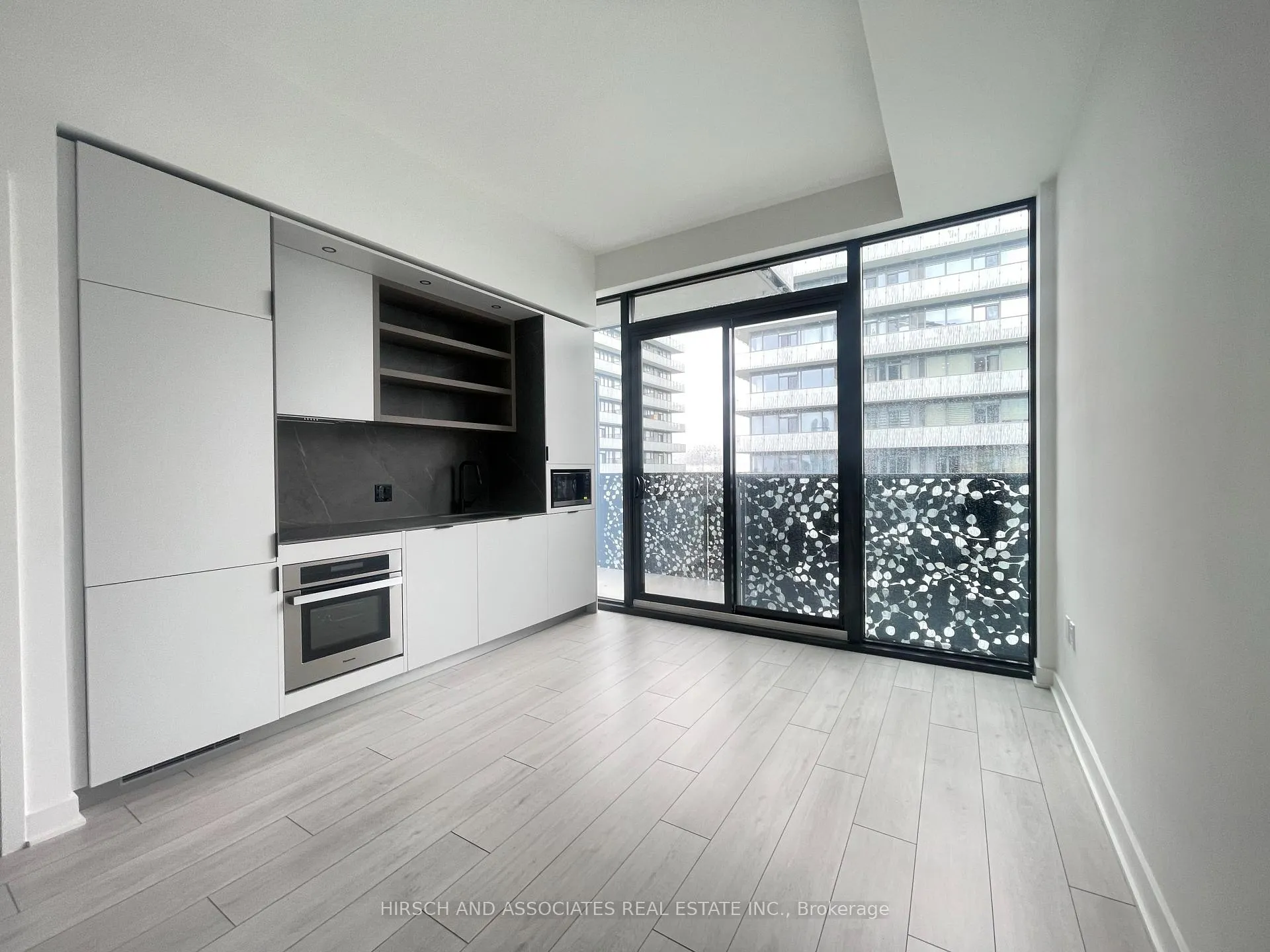 Photo 5 of Unit 5010, 55 Charles Street E, Toronto, Church-Yonge Corridor — HOMEH