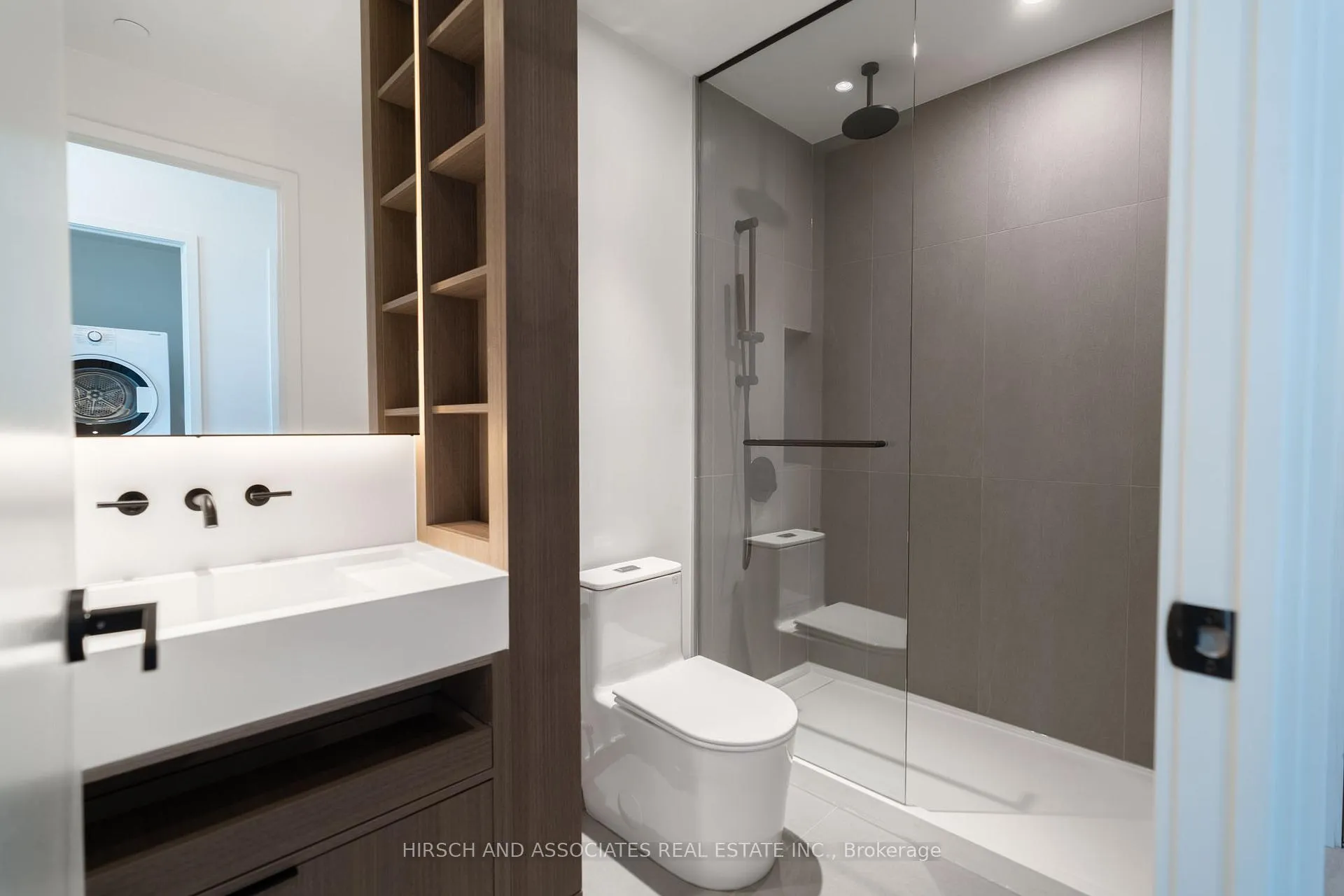 Photo 15 of Unit 5010, 55 Charles Street E, Toronto, Church-Yonge Corridor — HOMEH
