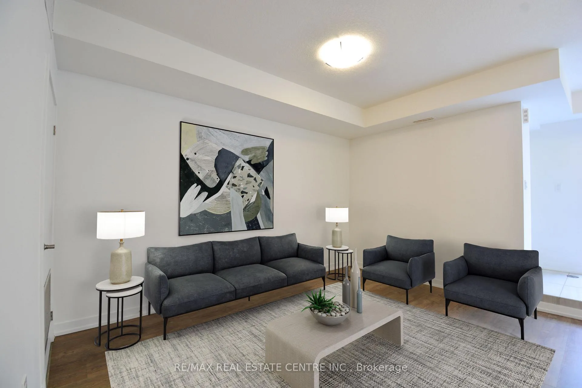 Photo 9 of Unit D1, 10 Palace Street, Kitchener — HOMEH