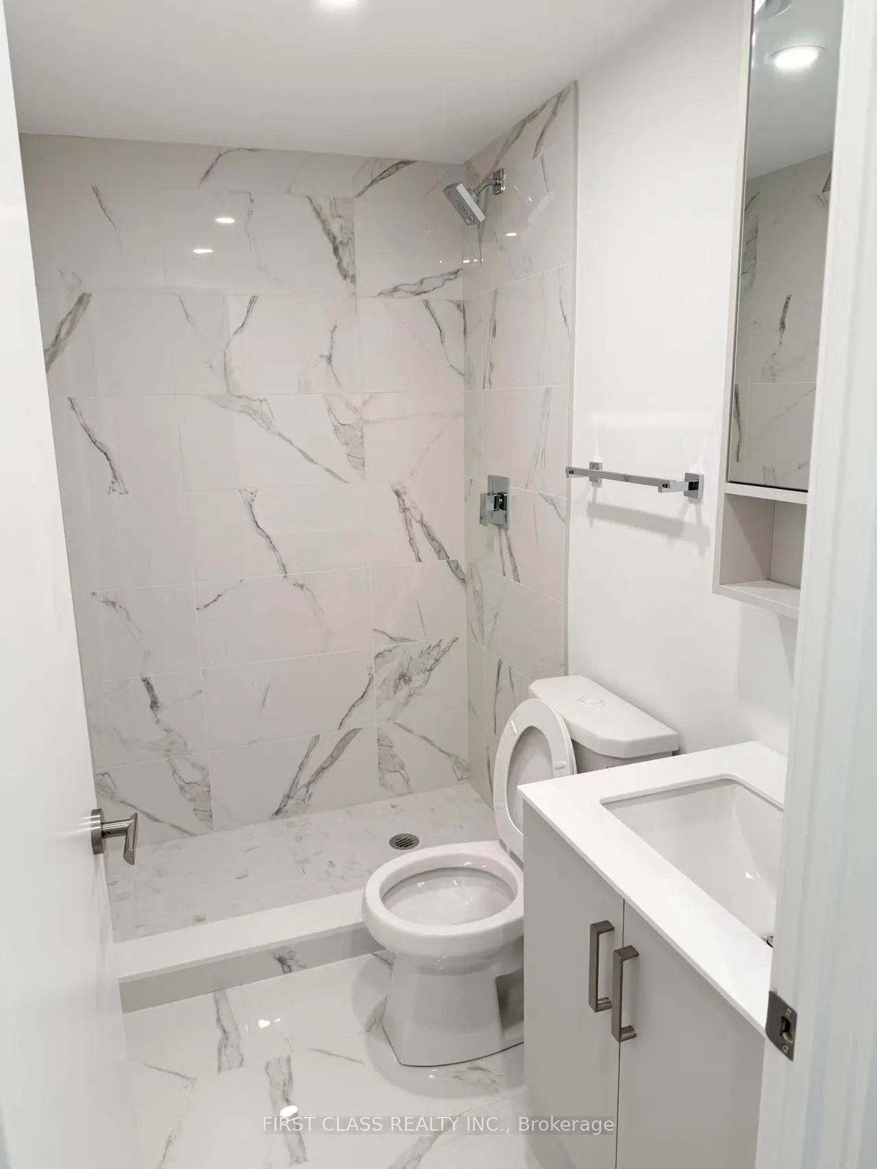 Photo 6 of Unit 2912, 88 Queen Street E, Toronto, Church-Yonge Corridor — HOMEH