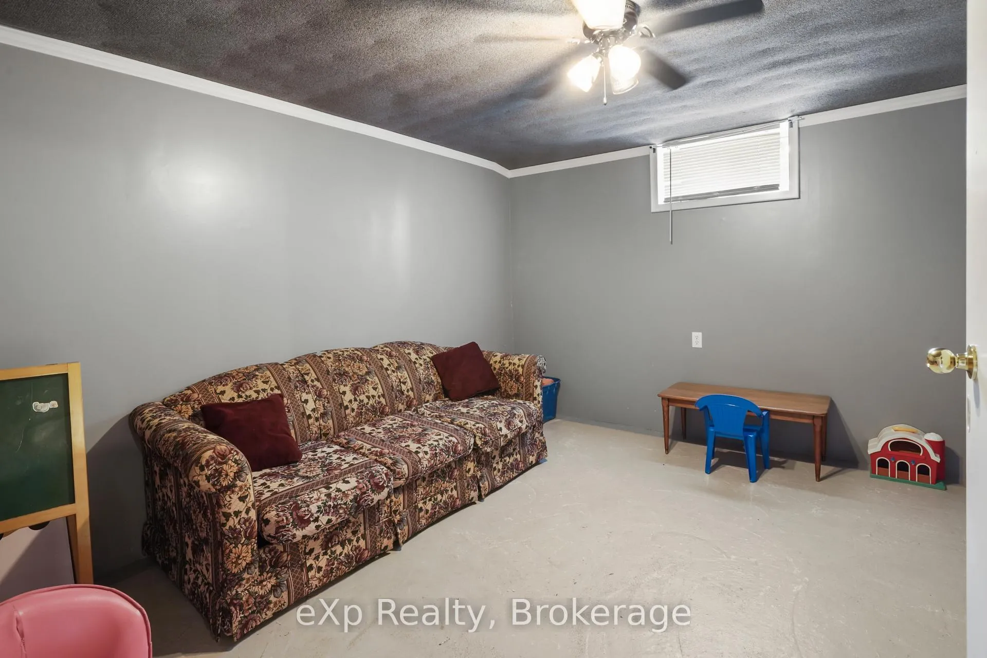 Photo 29 of 91 Charles Street, North Huron, Wingham — HOMEH