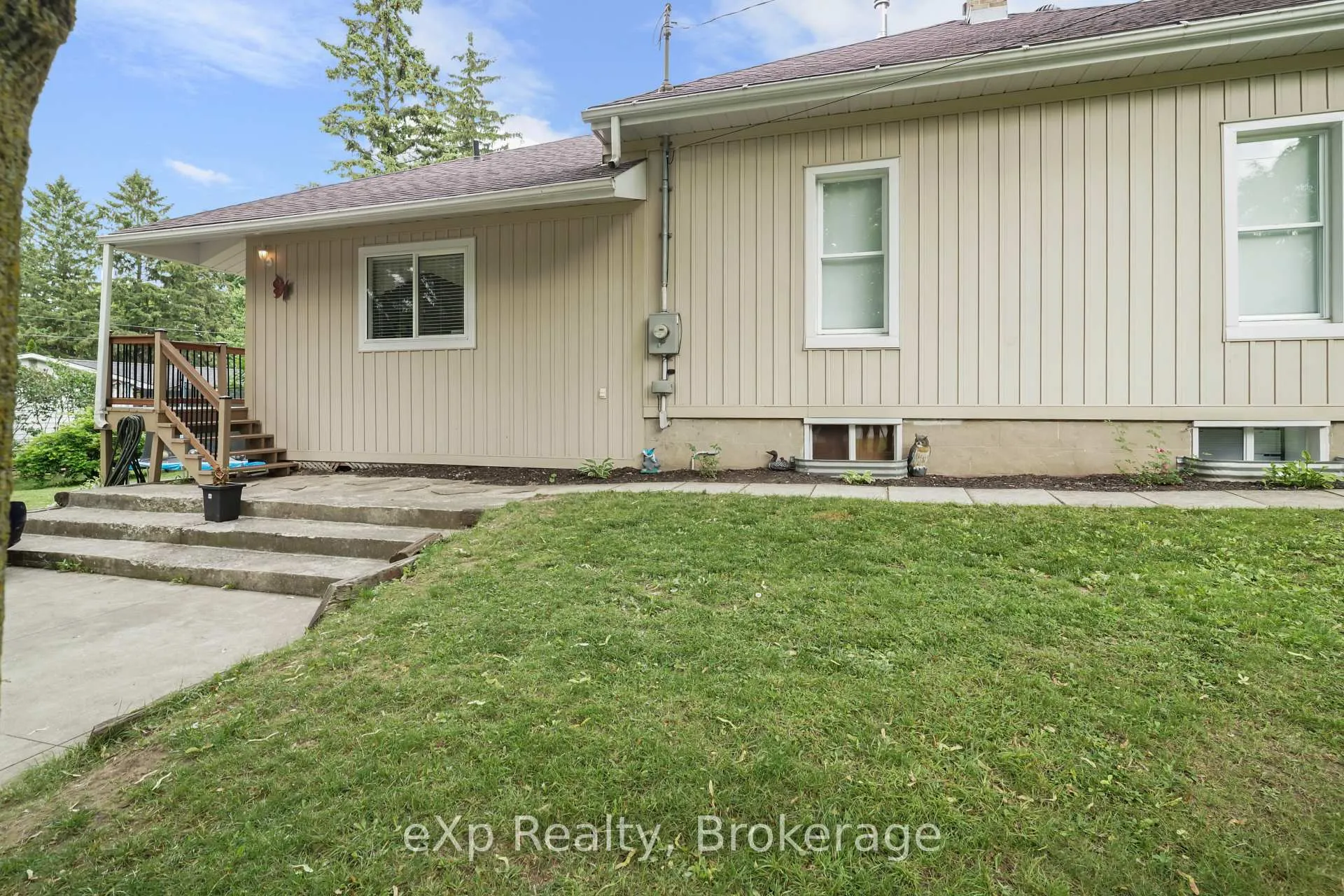 Photo 36 of 91 Charles Street, North Huron, Wingham — HOMEH
