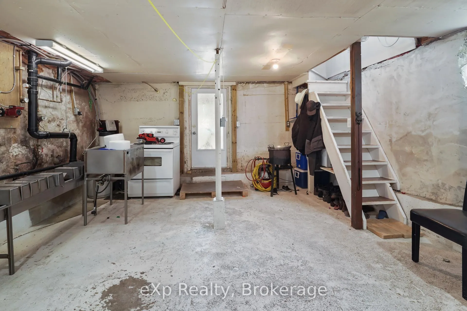 Photo 47 of 91 Charles Street, North Huron, Wingham — HOMEH