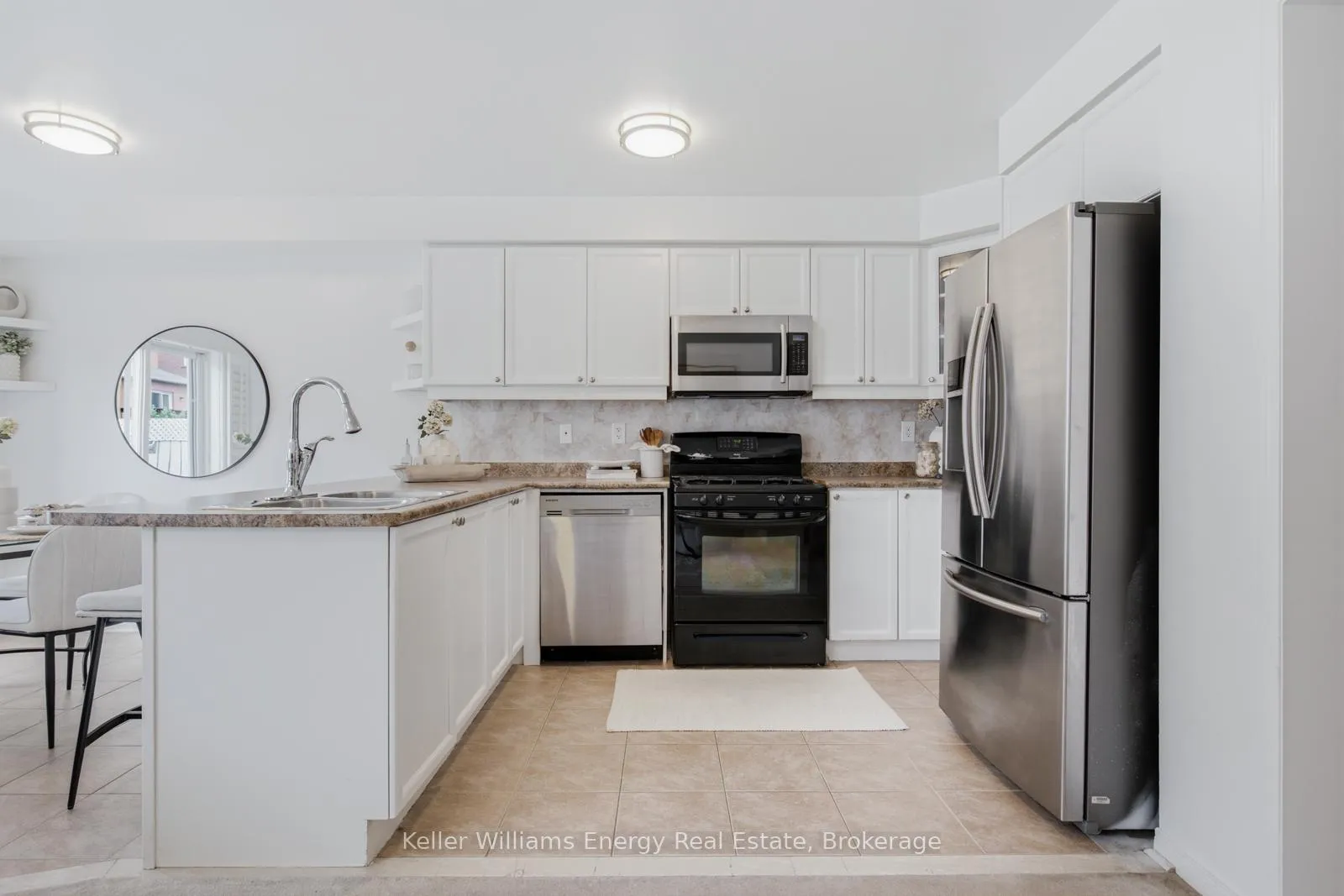 Photo 11 of 48 Atlantis Drive, Whitby, Blue Grass Meadows — HOMEH
