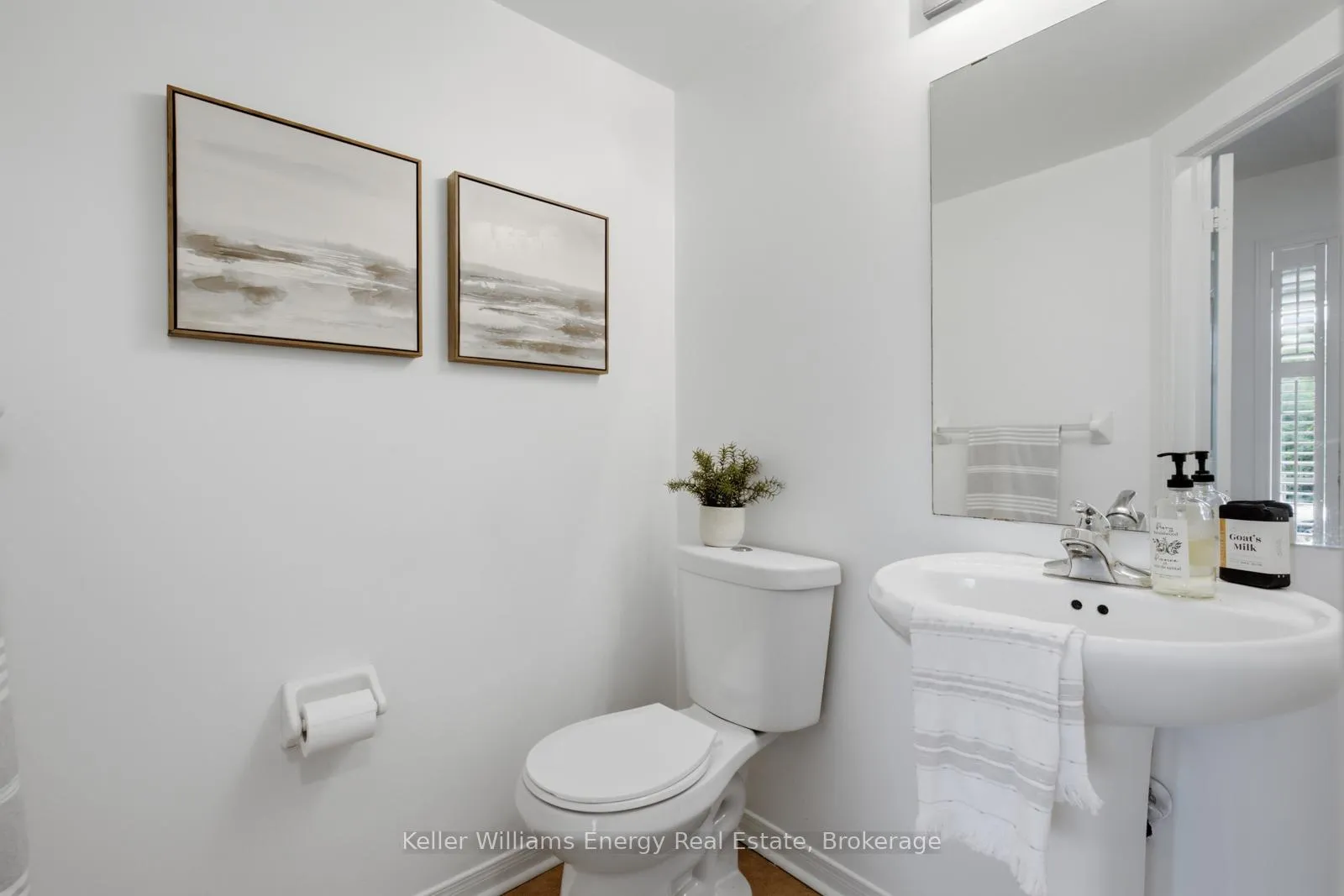 Photo 14 of 48 Atlantis Drive, Whitby, Blue Grass Meadows — HOMEH