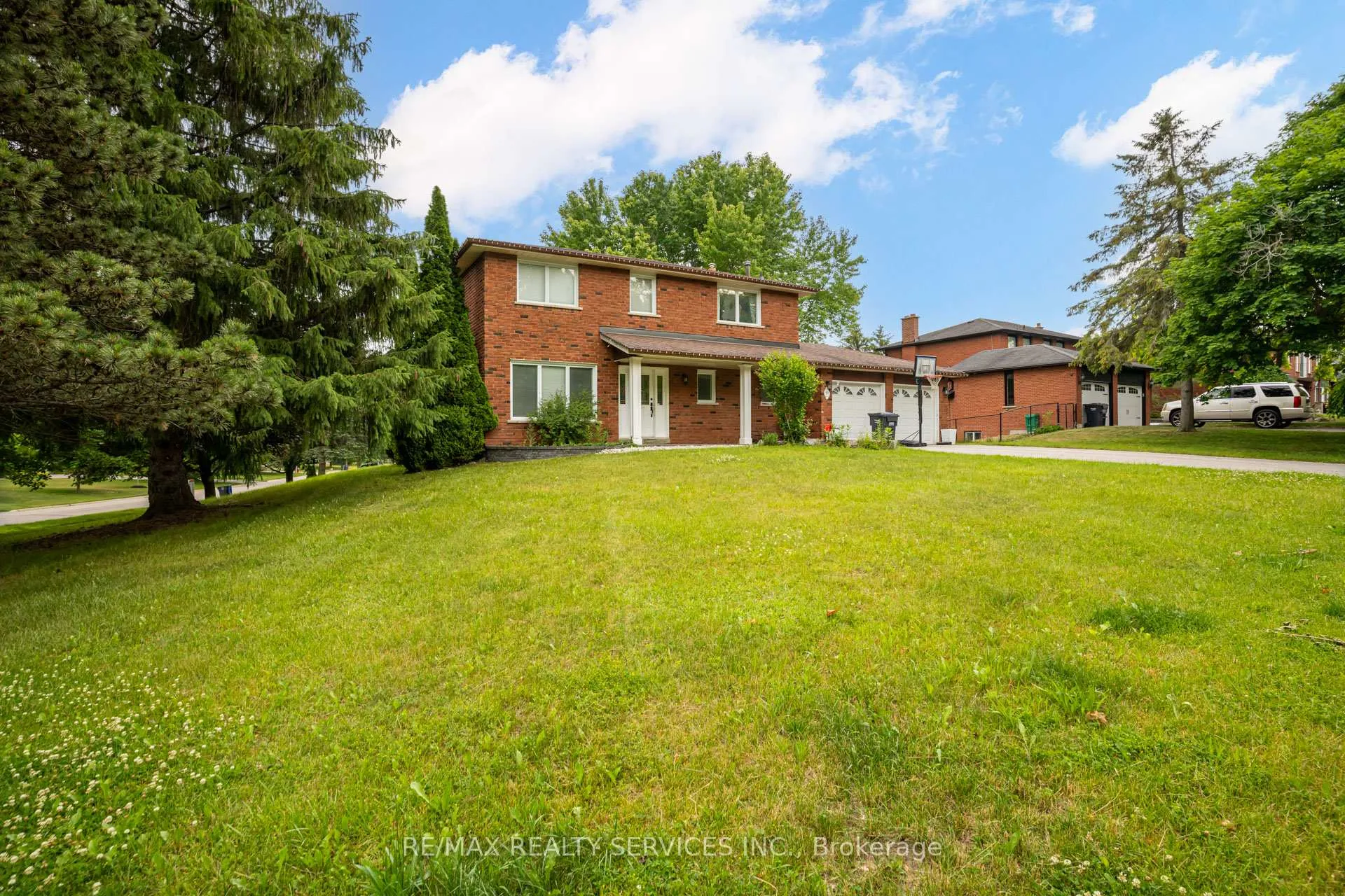 Photo 2 of 53 Marilyn Street, Caledon, Caledon East — HOMEH