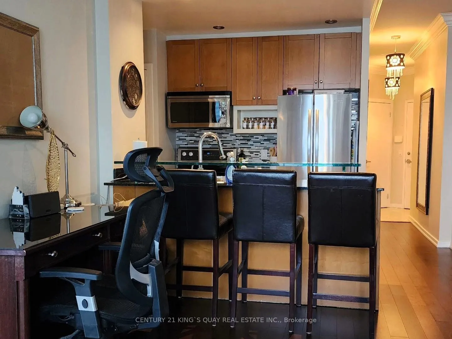 Photo 3 of Unit 2205, 208 Queens Quay W, Toronto, Waterfront Communities — HOMEH