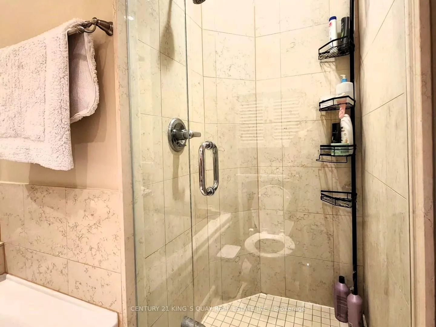 Photo 6 of Unit 2205, 208 Queens Quay W, Toronto, Waterfront Communities — HOMEH