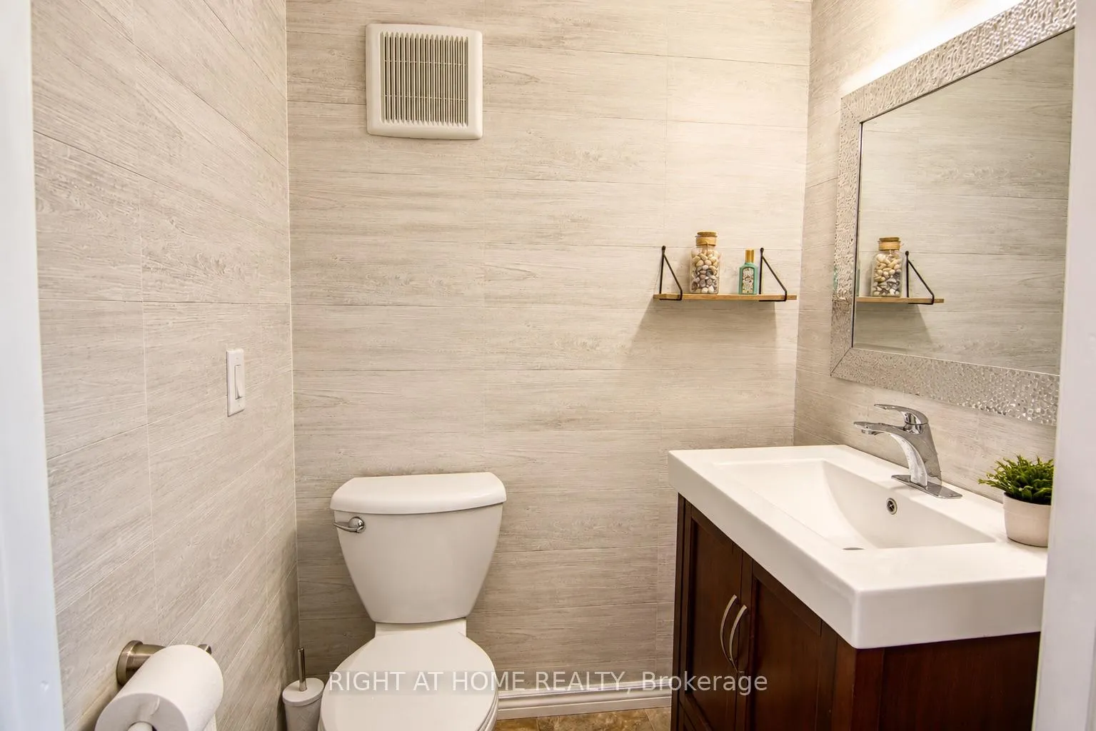 Photo 22 of 1080 Quaker Road, Pelham, Fonthill — HOMEH