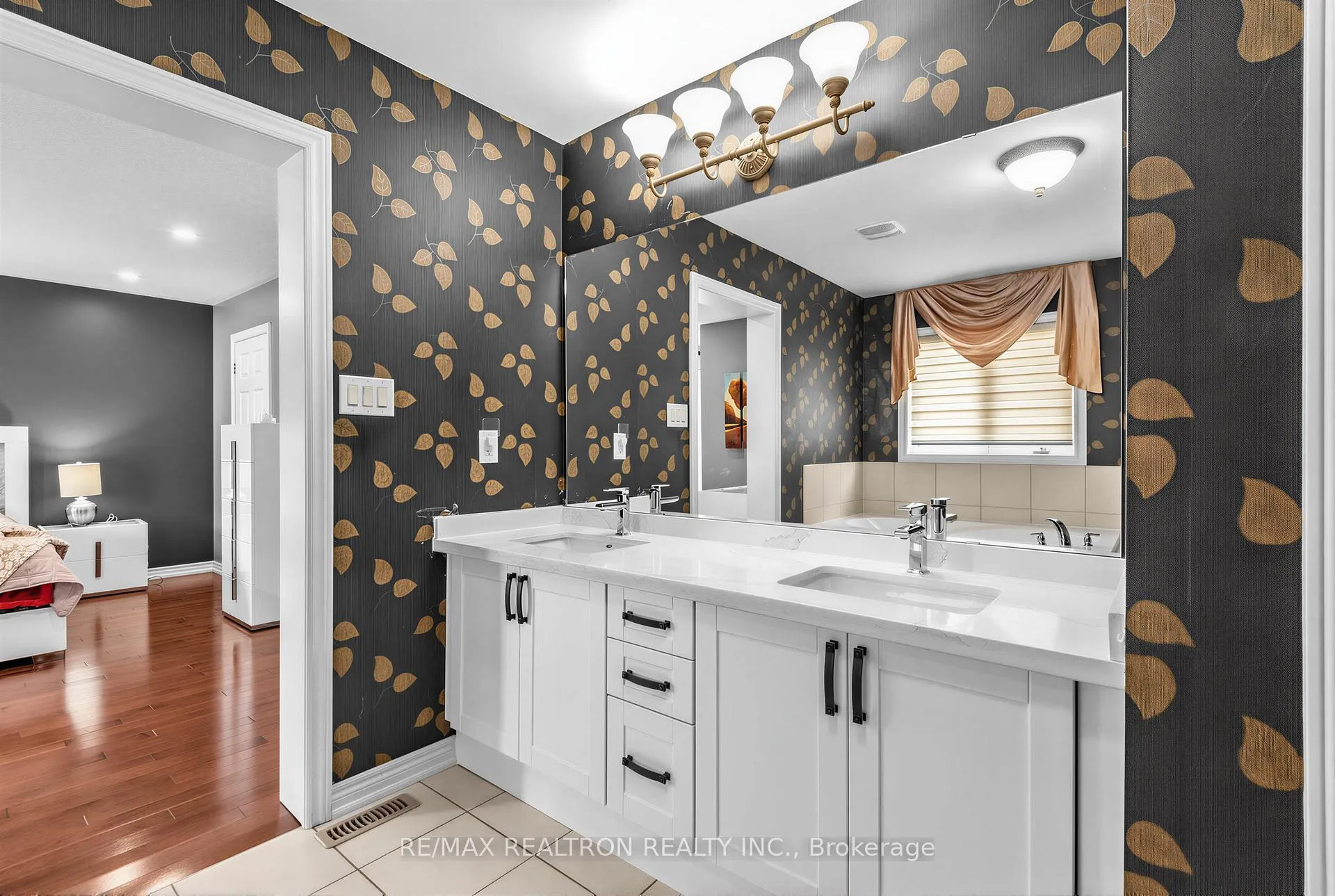 Photo 22 of 78 Oakborough Drive, Markham, Box Grove — HOMEH