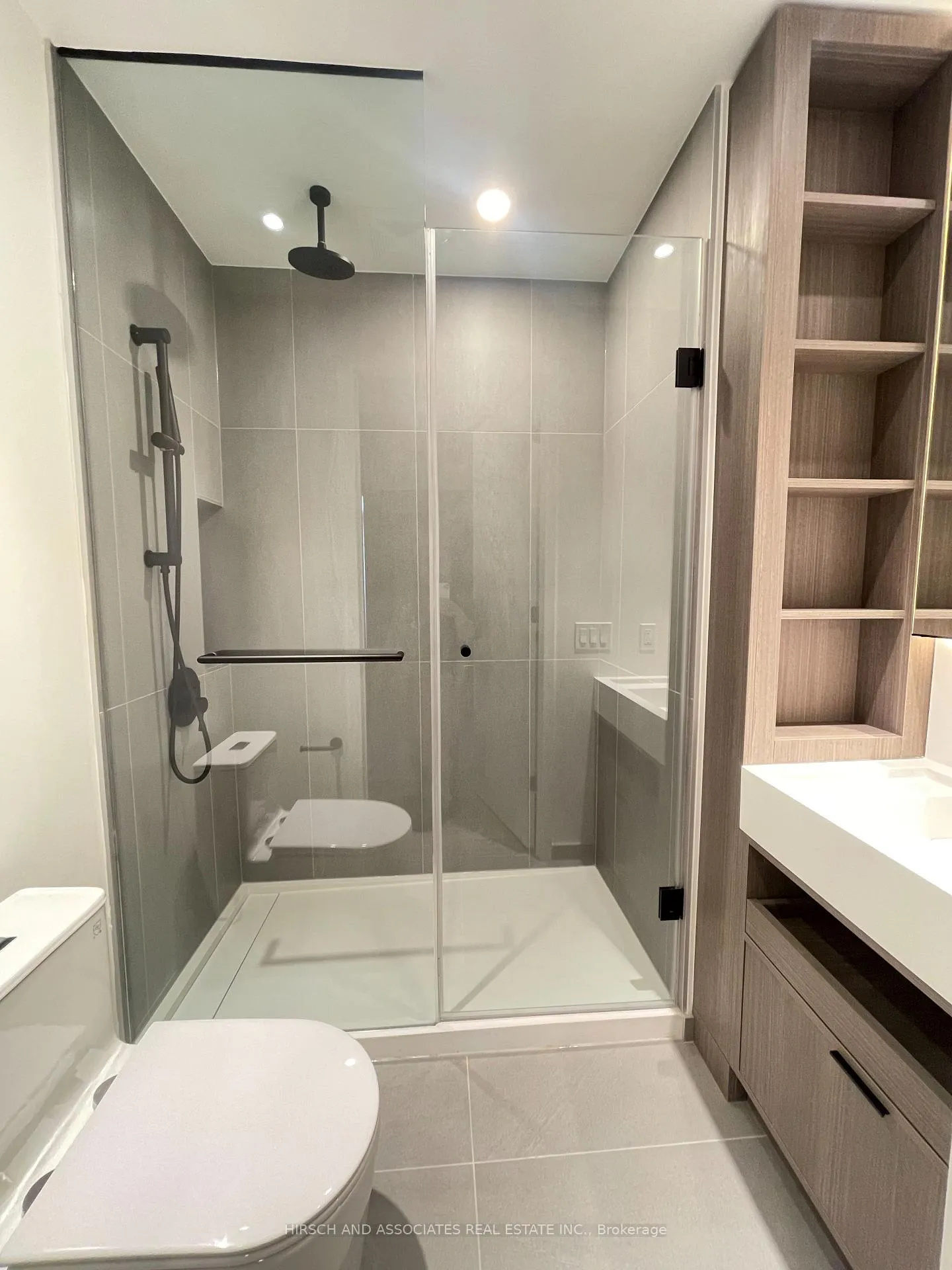 Photo 18 of Unit 4902, 55 Charles Street E, Toronto, Church-Yonge Corridor — HOMEH