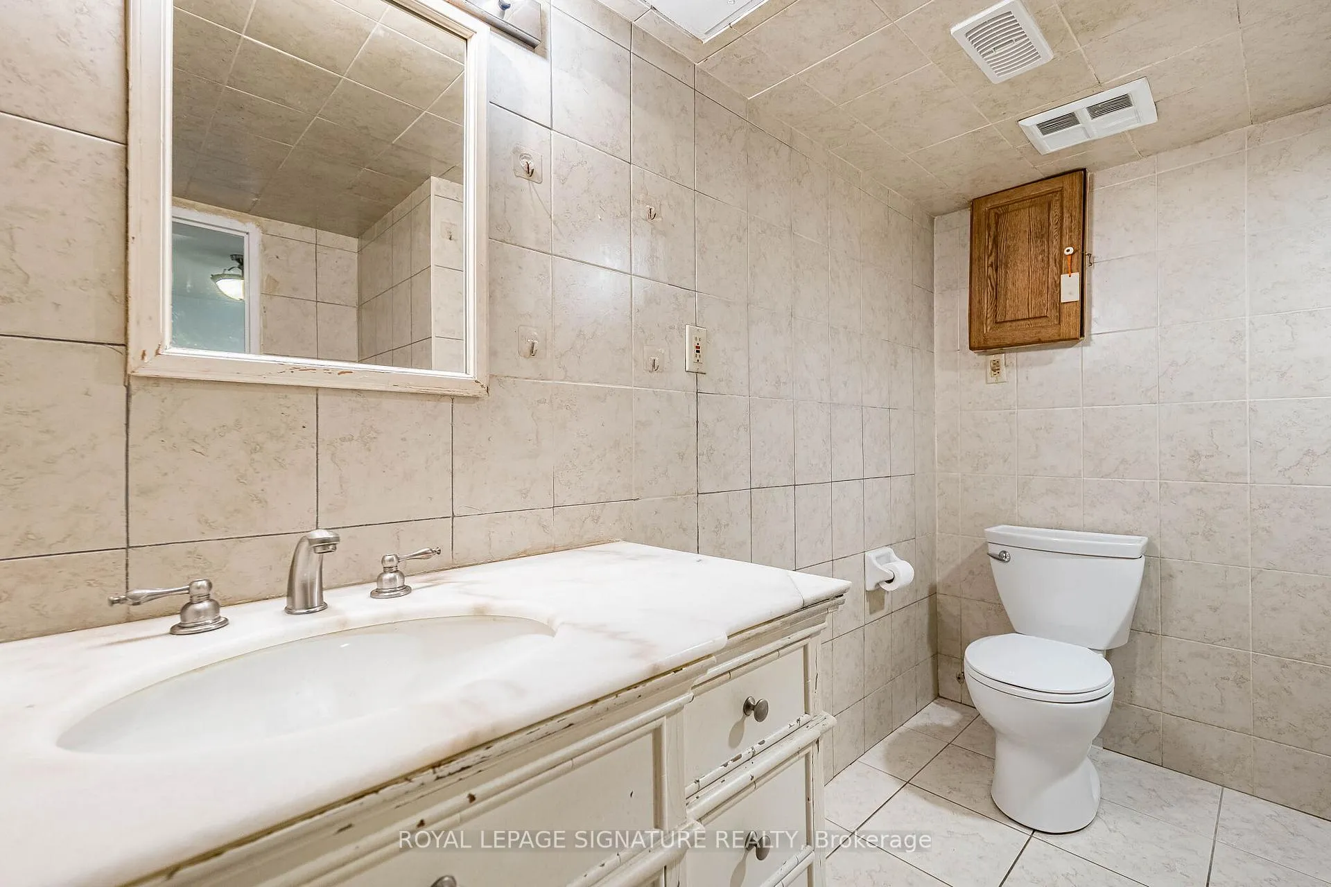 Photo 40 of 13 Jaffa Drive, Brampton, Northgate — HOMEH