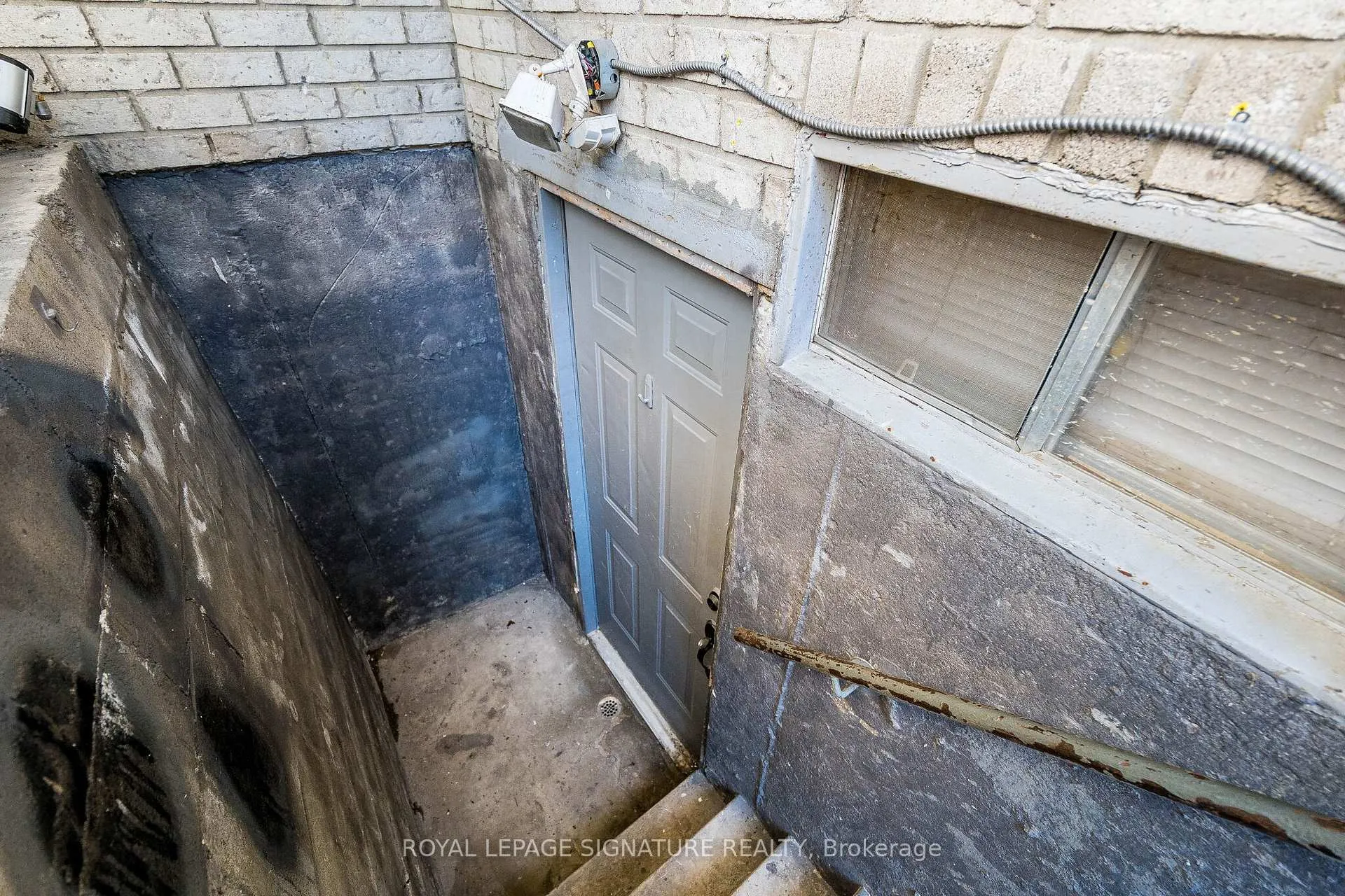 Photo 45 of 13 Jaffa Drive, Brampton, Northgate — HOMEH