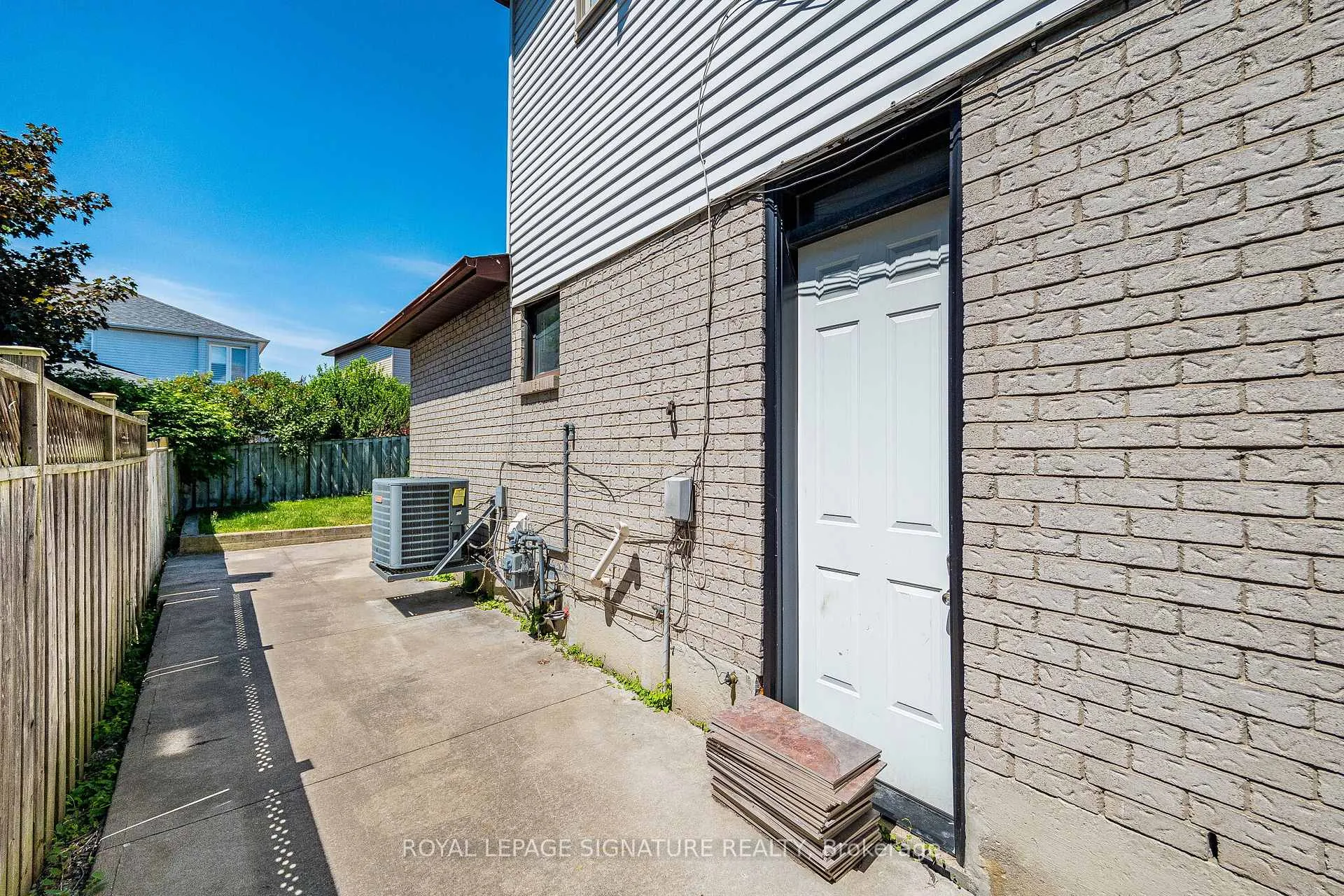 Photo 49 of 13 Jaffa Drive, Brampton, Northgate — HOMEH