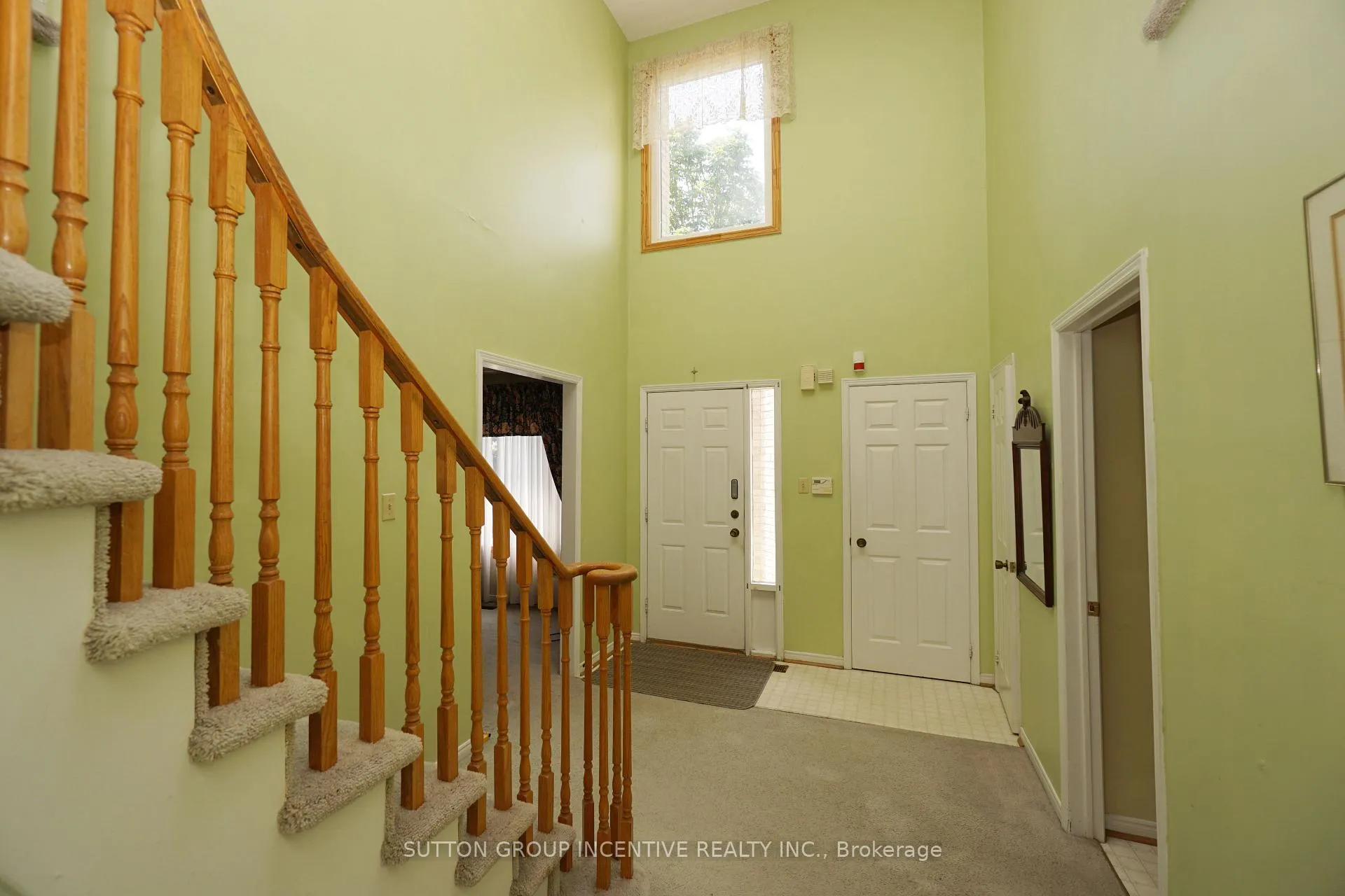 Photo 7 of 243 Hickling Trail, Barrie, Grove East — HOMEH