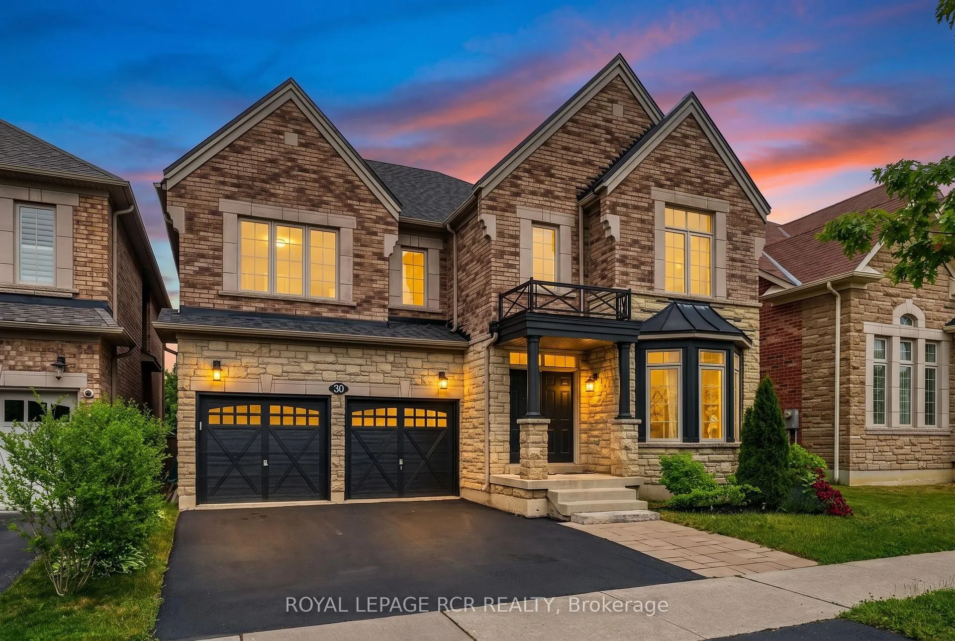 Photo 1 of 30 Augustine Avenue E, Richmond Hill, Oak Ridges — HOMEH
