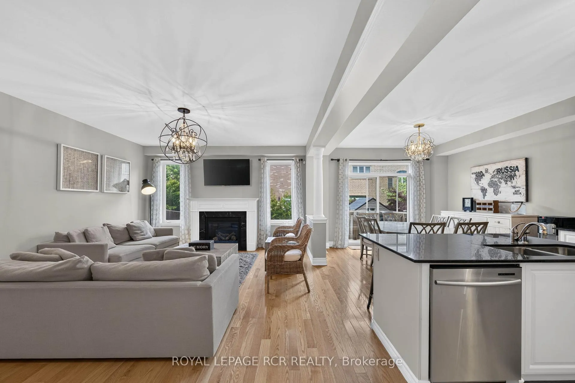 Photo 9 of 30 Augustine Avenue E, Richmond Hill, Oak Ridges — HOMEH