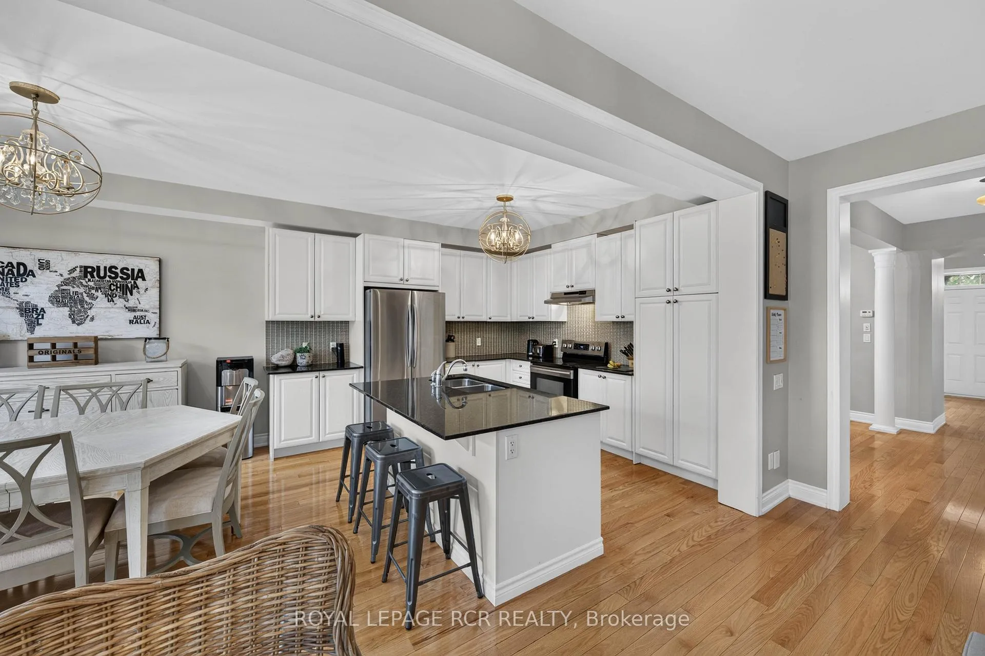 Photo 11 of 30 Augustine Avenue E, Richmond Hill, Oak Ridges — HOMEH