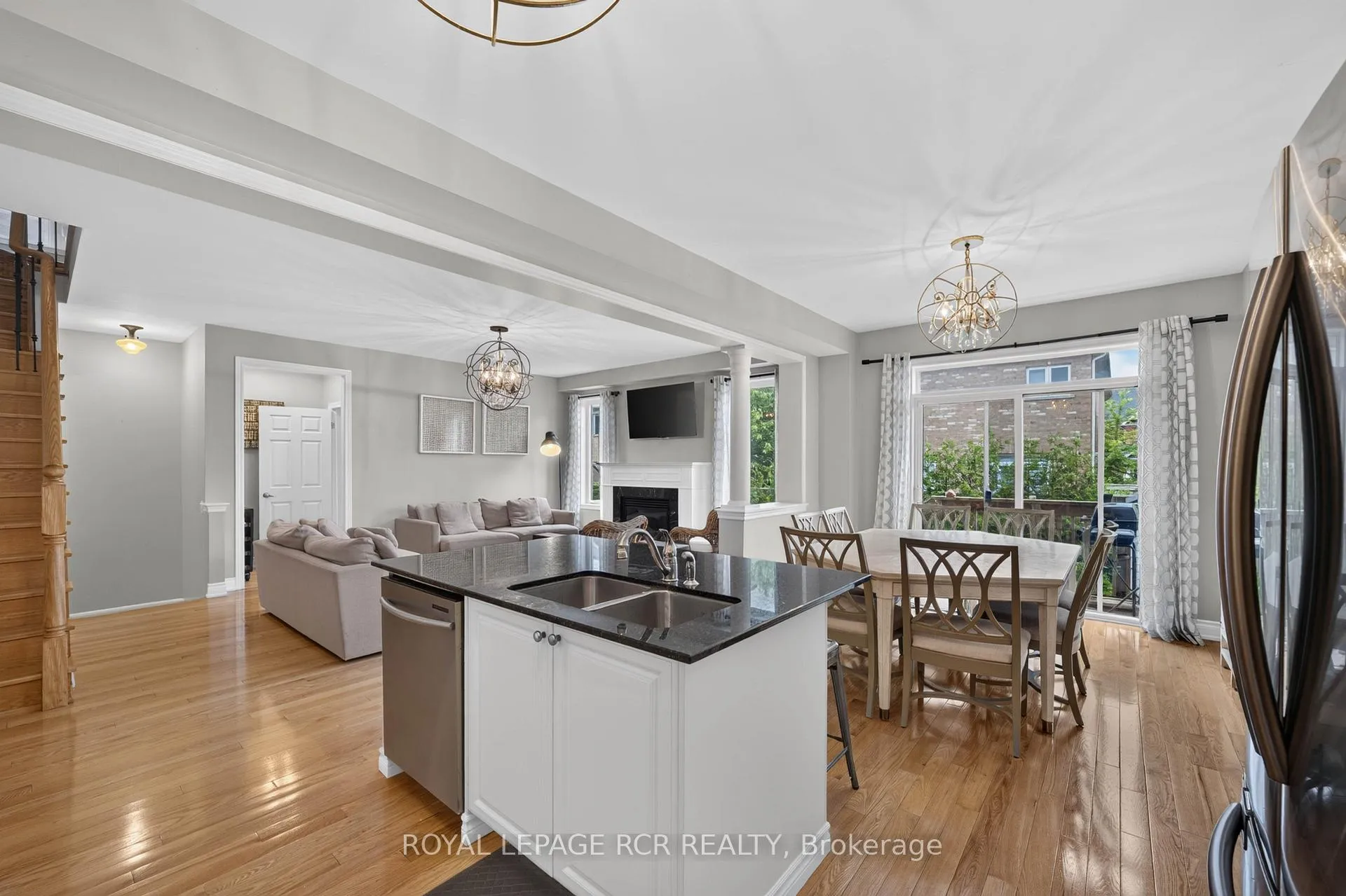 Photo 13 of 30 Augustine Avenue E, Richmond Hill, Oak Ridges — HOMEH