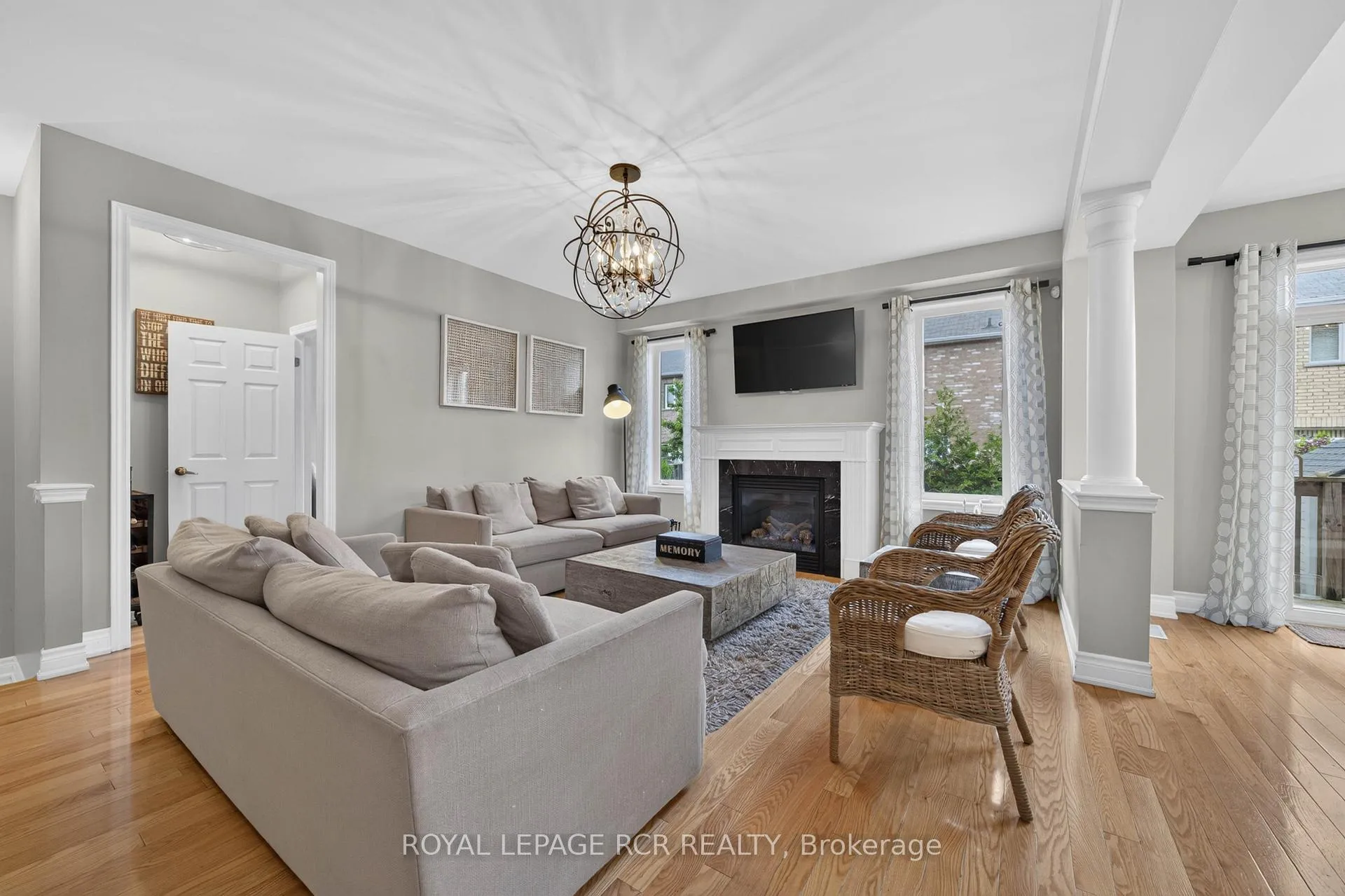 Photo 20 of 30 Augustine Avenue E, Richmond Hill, Oak Ridges — HOMEH