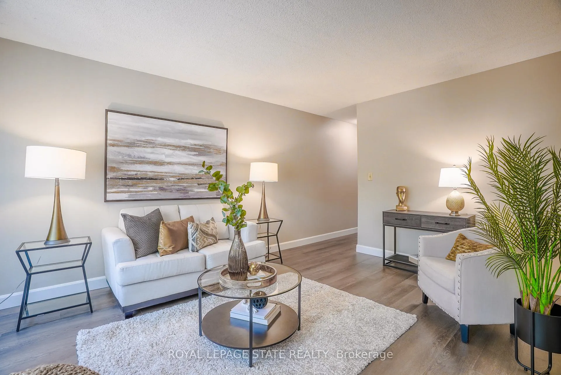 Photo 2 of 90 St Andrews Drive, Hamilton, Vincent — HOMEH