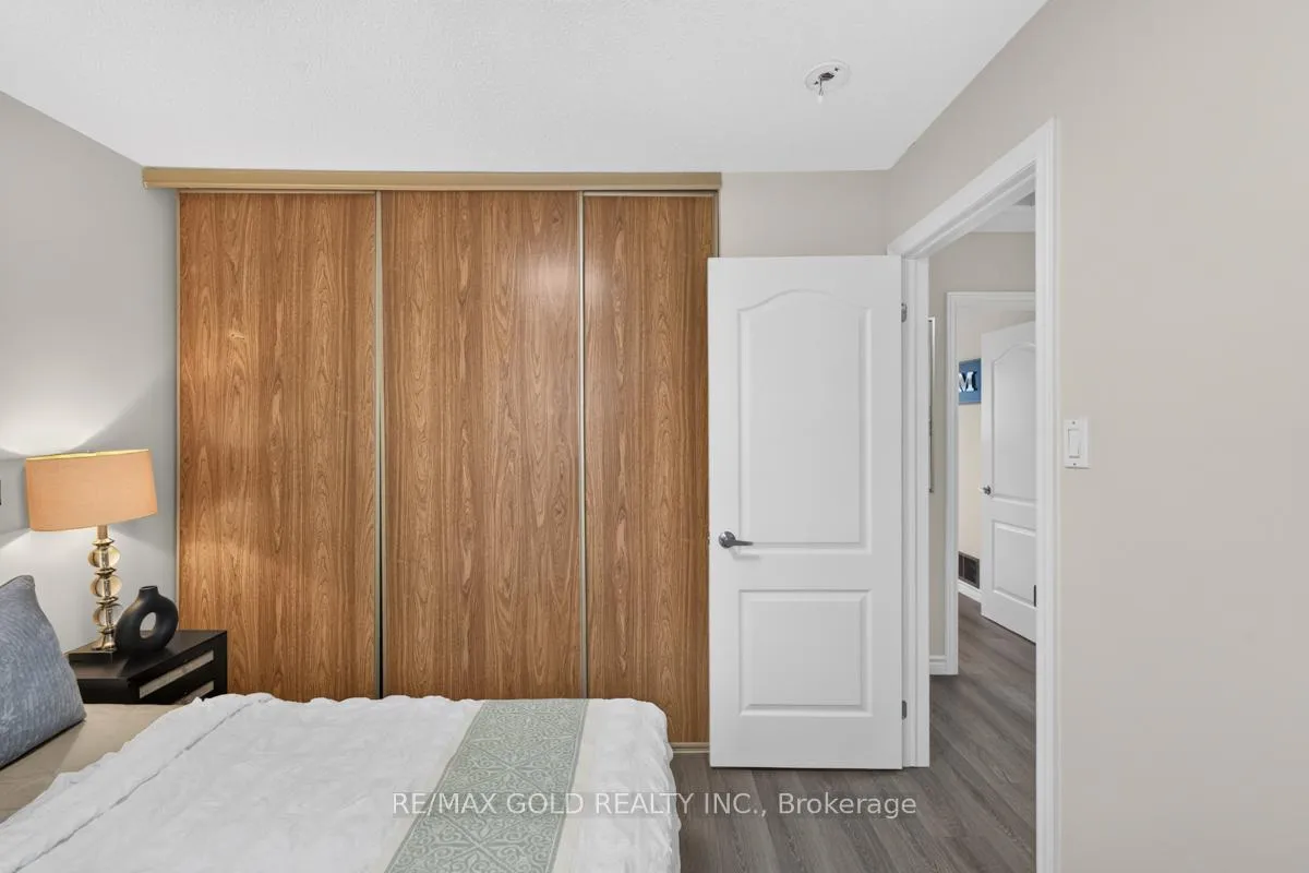 Photo 30 of 43 Alabaster Drive, Brampton, Brampton North — HOMEH